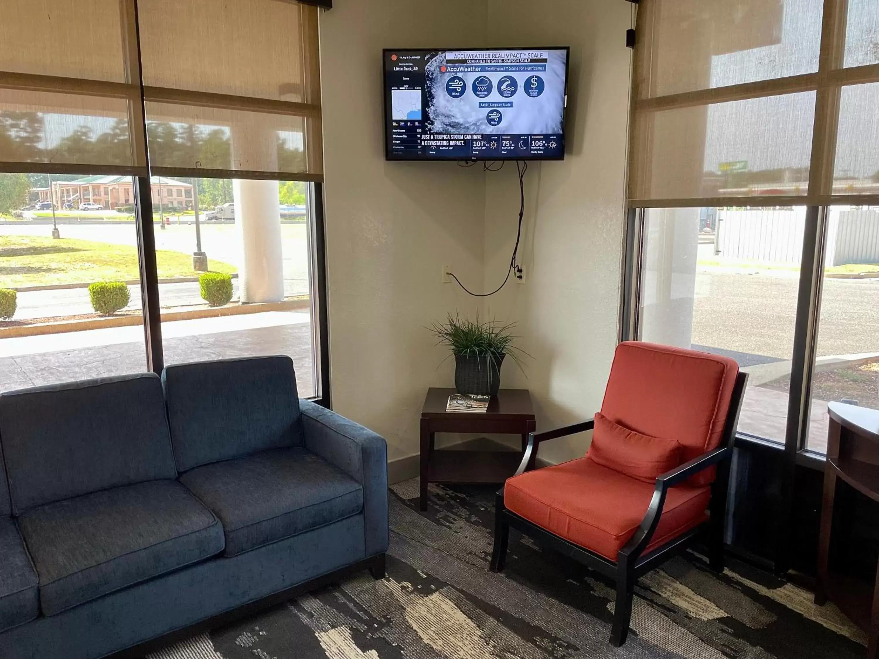 Seating Area in Comfort Suites