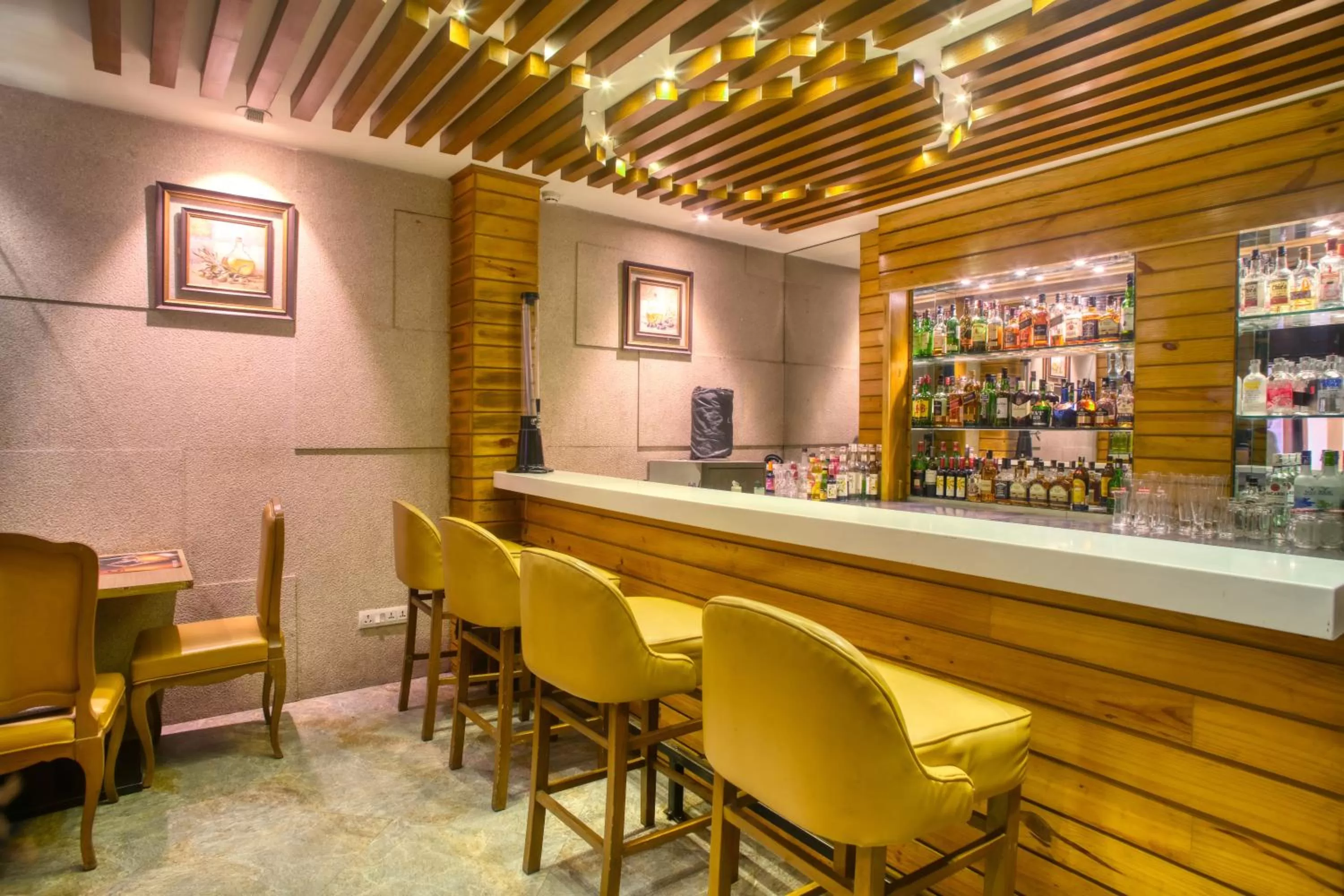 Restaurant/places to eat in The Samilton