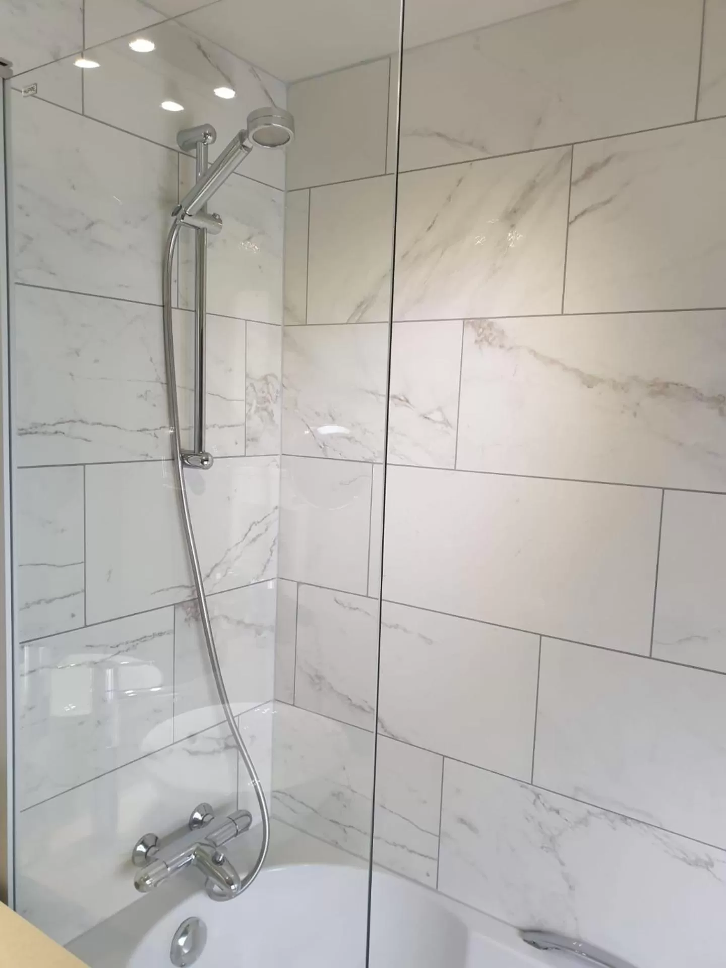 Bathroom in Hotel Jan Brito