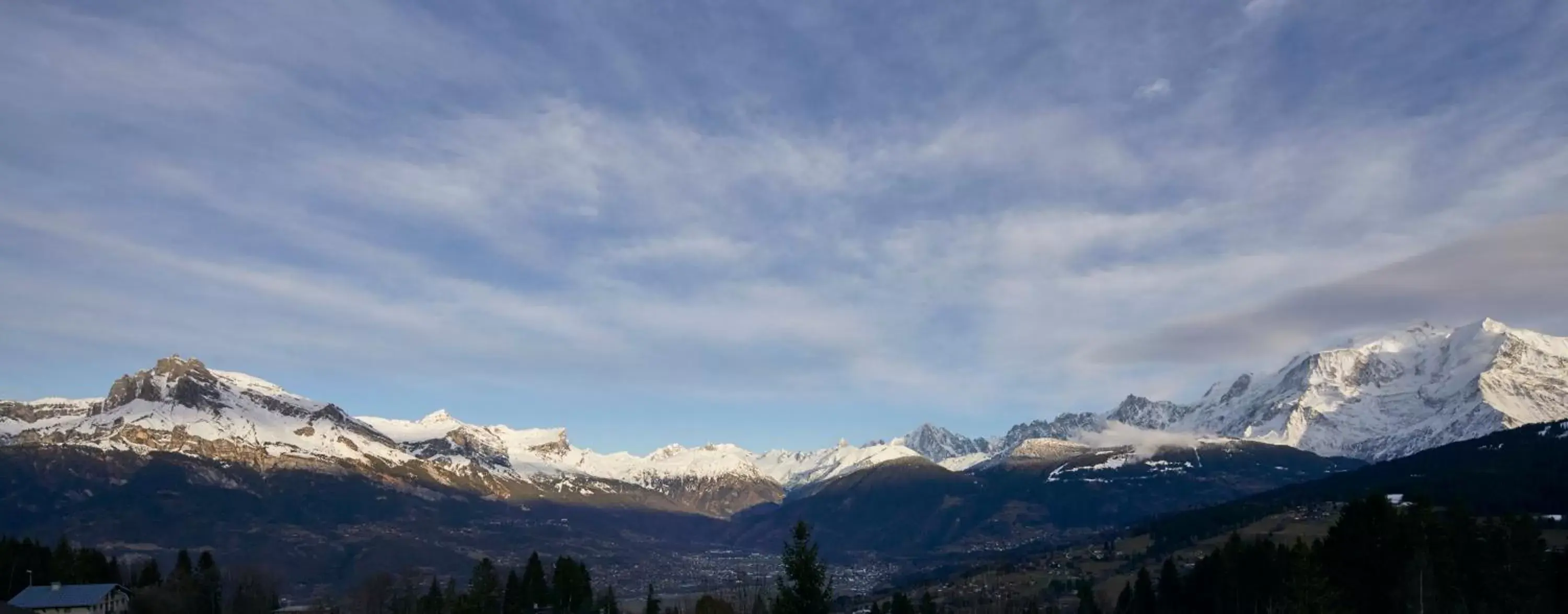 Nearby landmark, Winter in Chalet Alpen Valley, Mont-Blanc