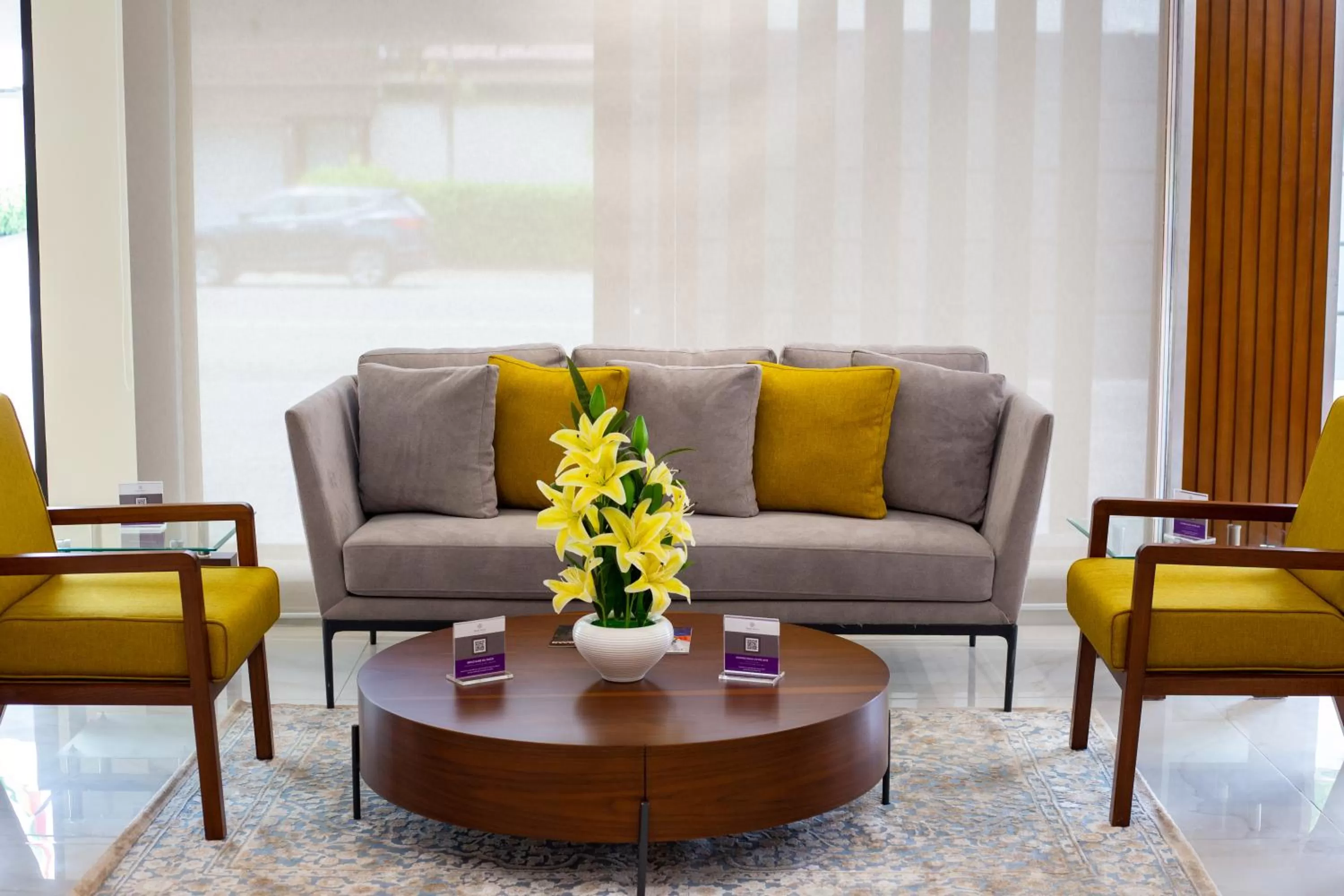 Lobby or reception in Silver Moon Hotel