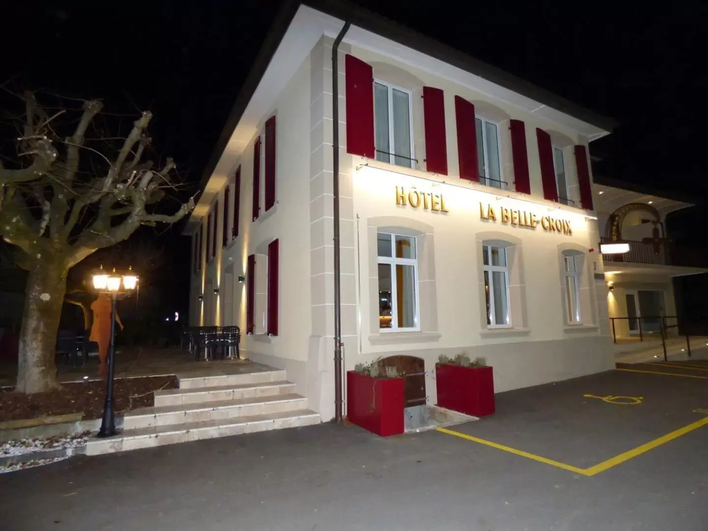 Shower, Property Building in La Belle-Croix