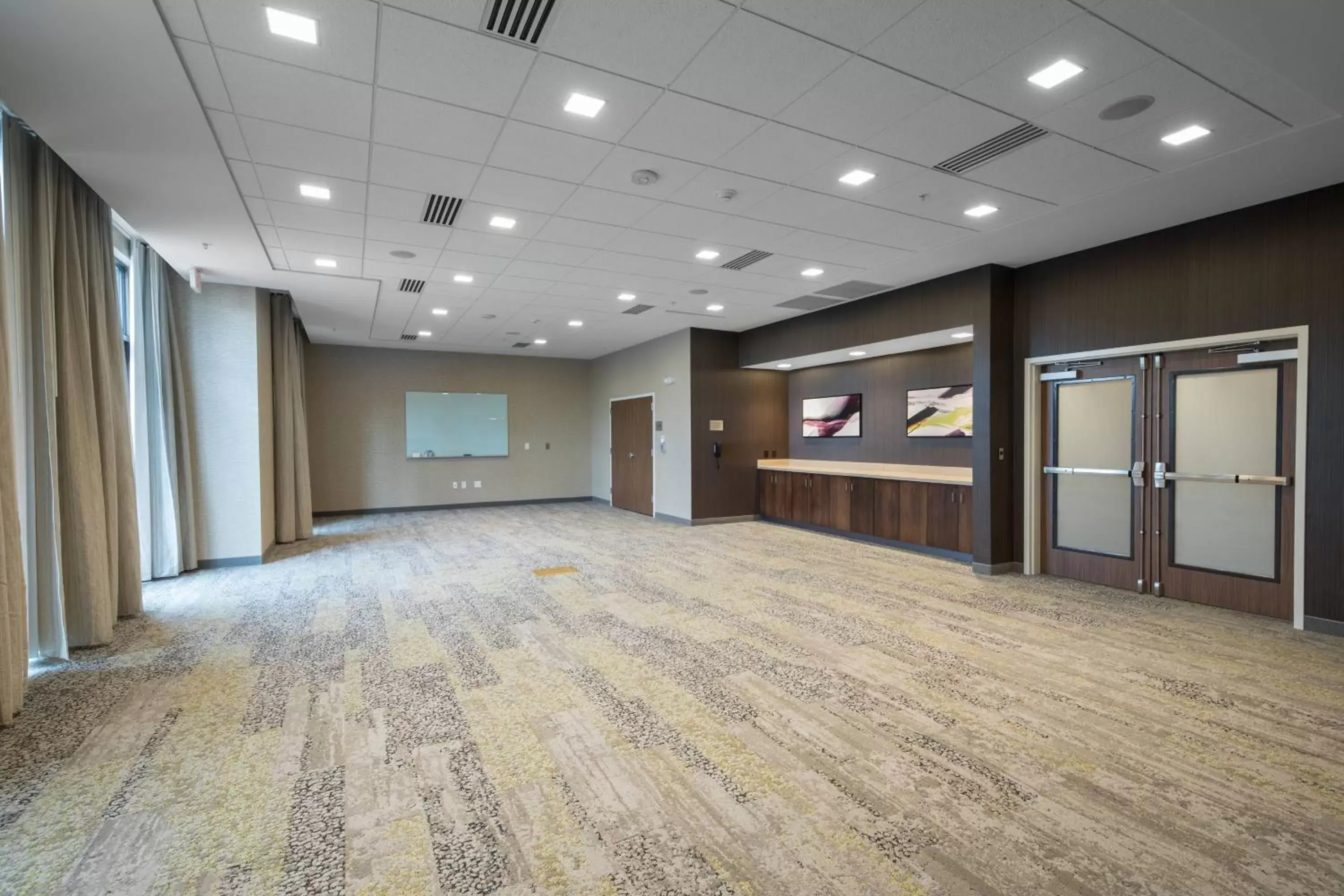 Meeting/conference room in Courtyard by Marriott Russellville