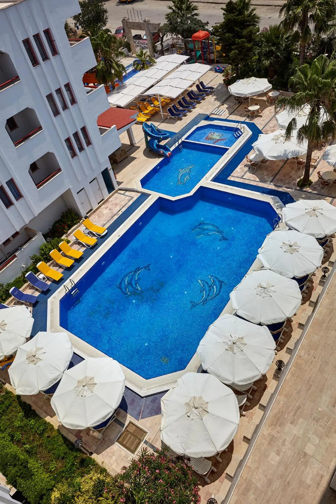 Swimming pool in Hotel Billurcu