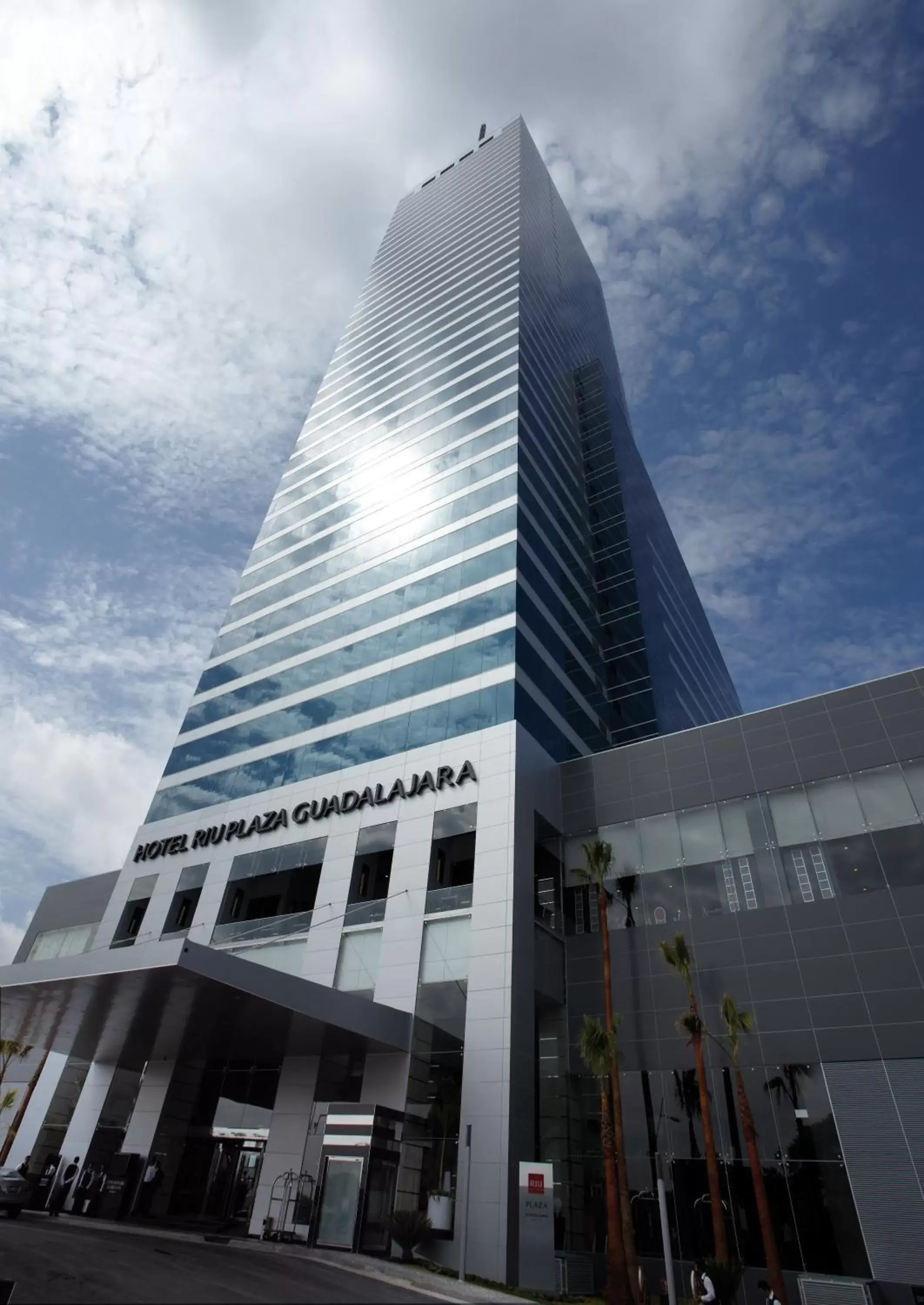 Facade/entrance, Property Building in Riu Plaza Guadalajara