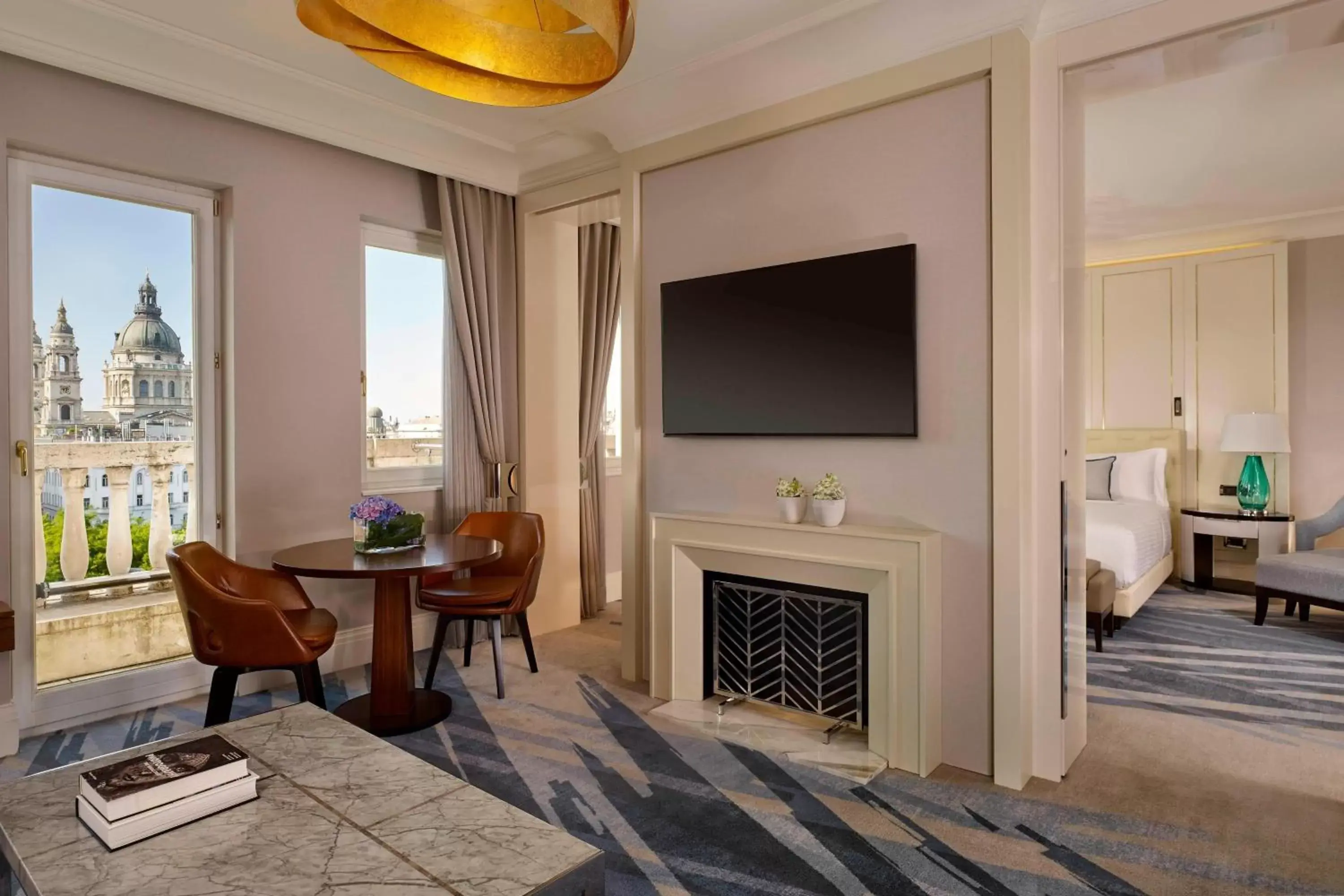 Living room, TV/Entertainment Center in The Ritz-Carlton, Budapest