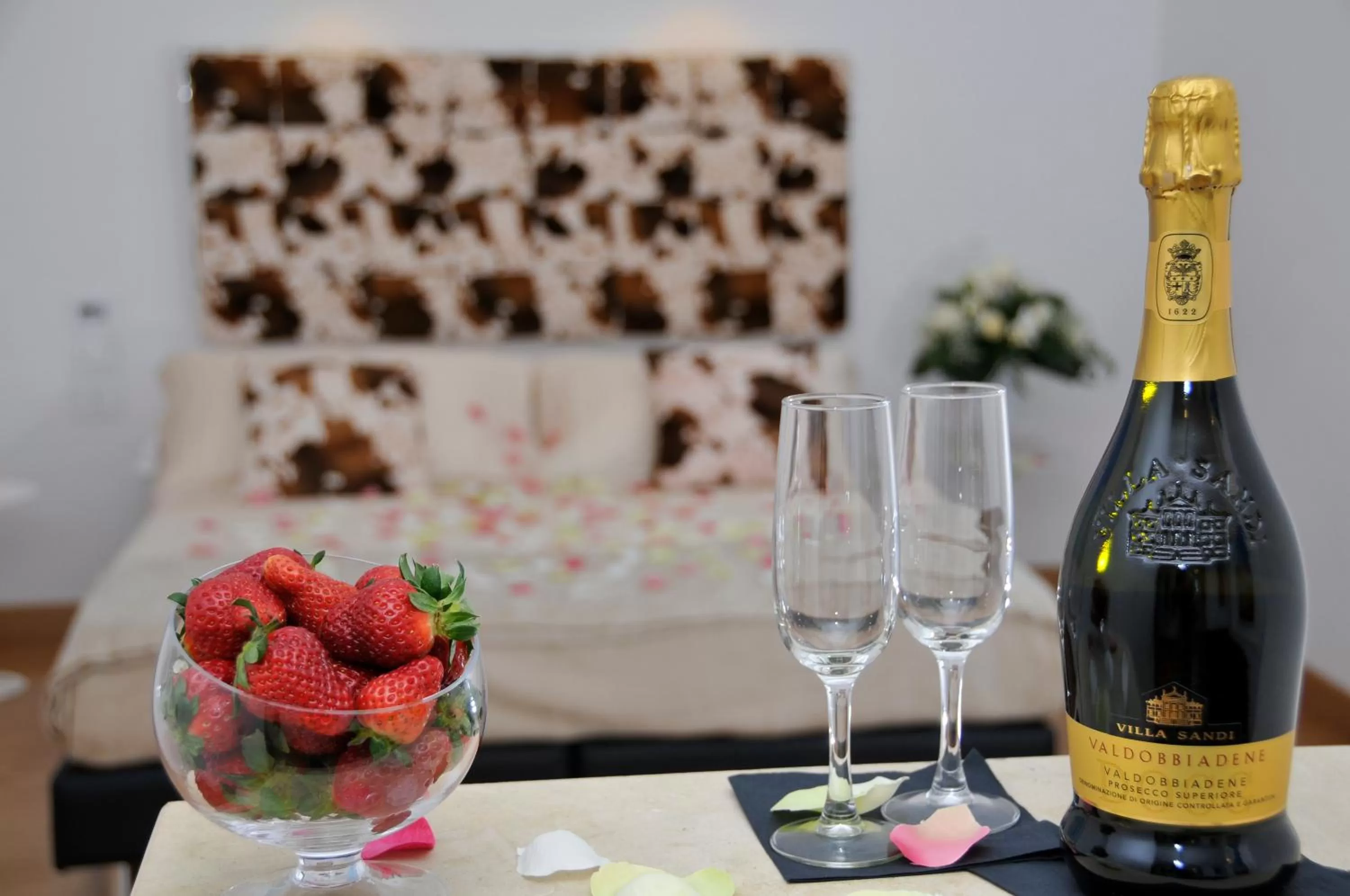 Decorative detail in Hotel Del Conte