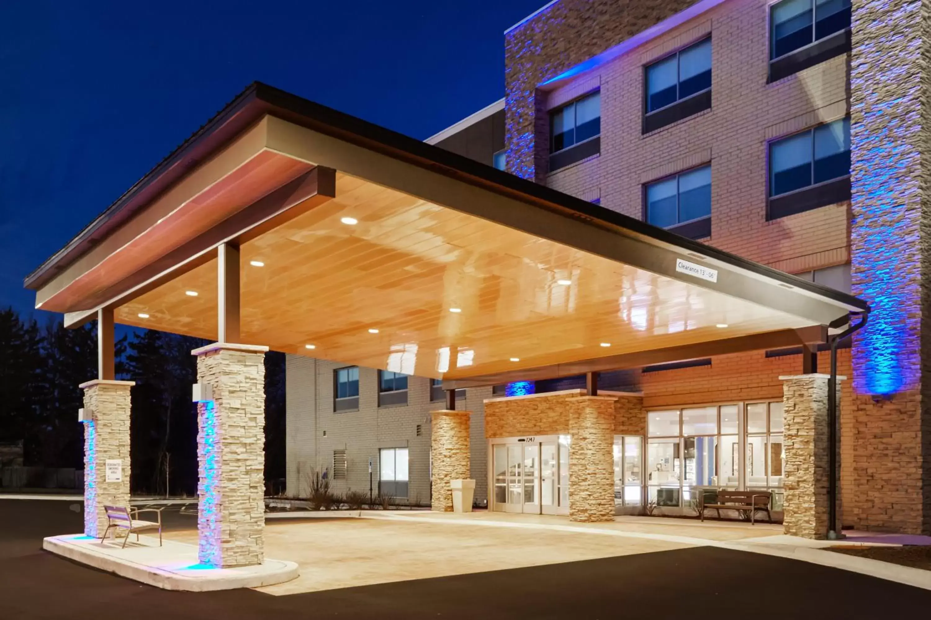 Property Building in Holiday Inn Express & Suites Chicago North Shore - Niles, an IHG Hotel