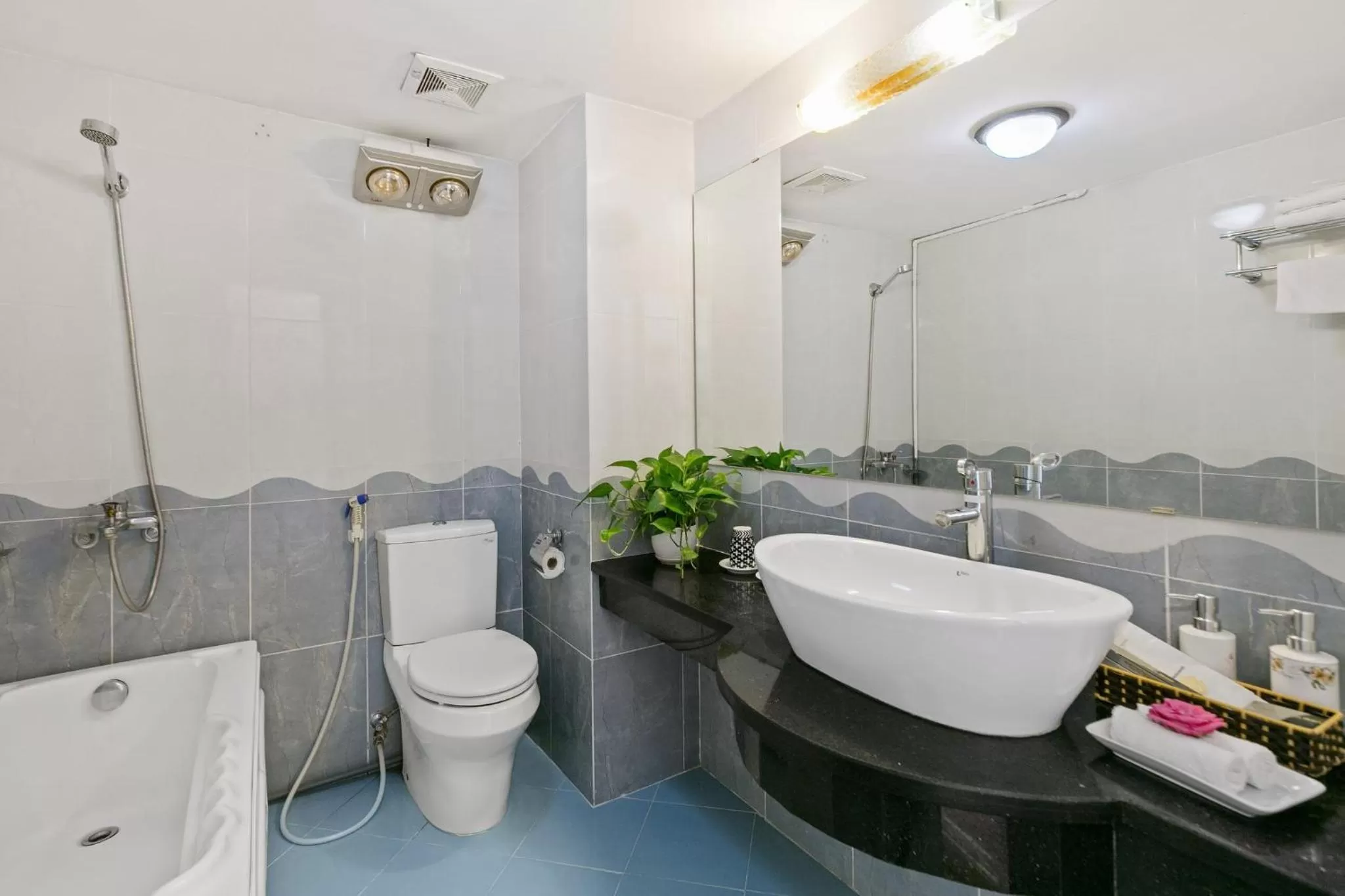 Bathroom in Splendid Star Grand Hotel and Spa