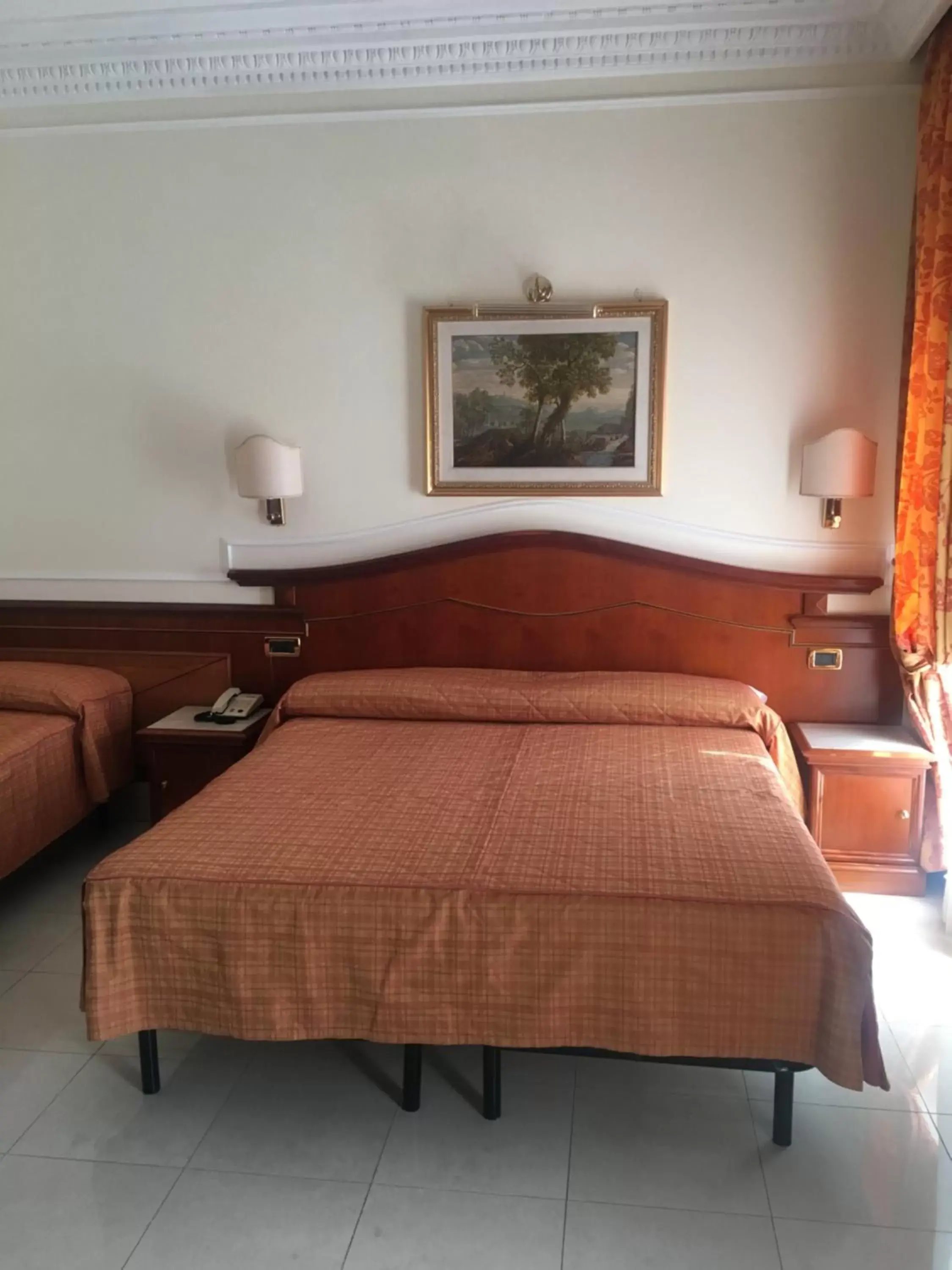 Bedroom, Bed in Hotel Hiberia