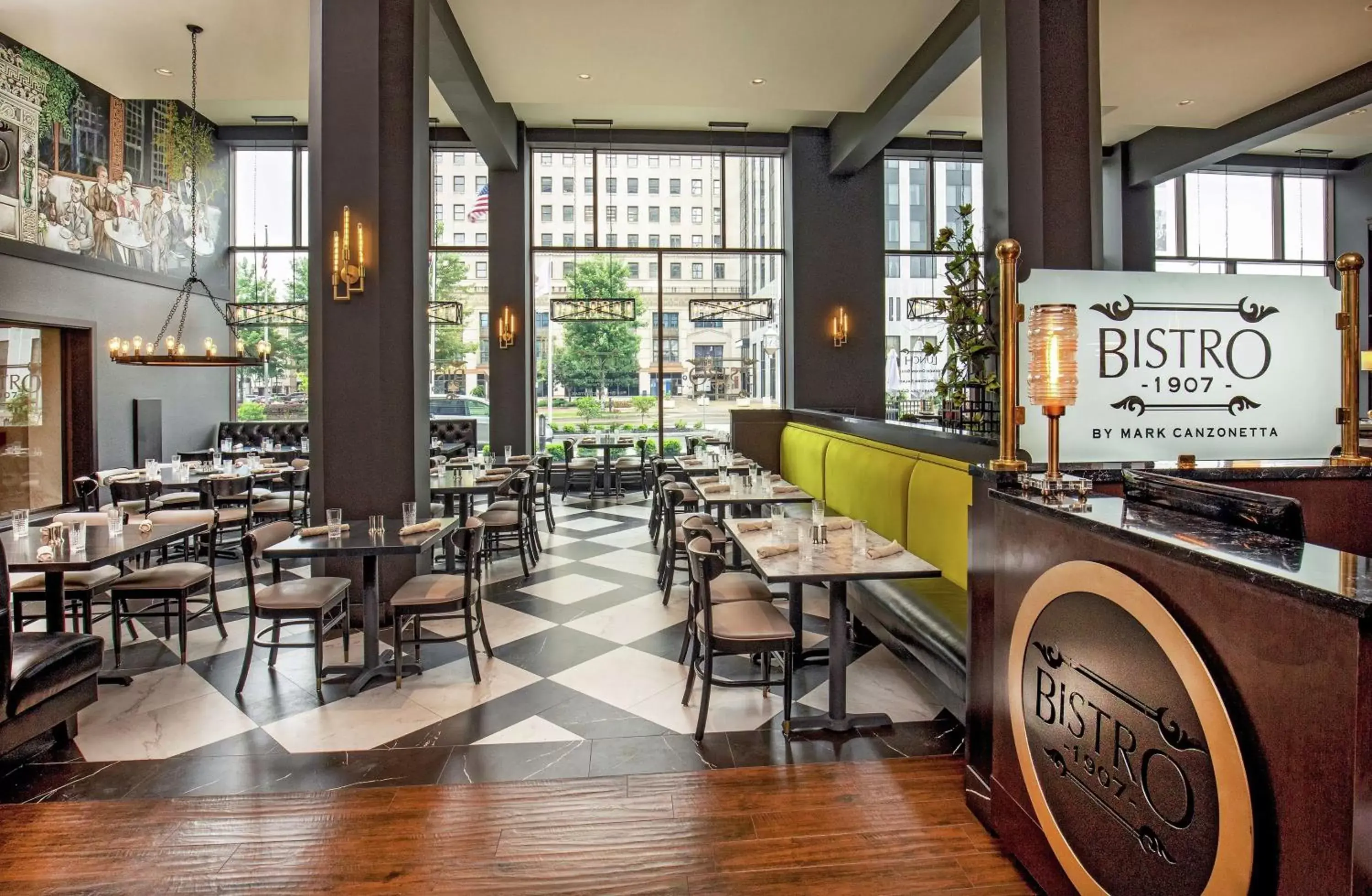 Restaurant/places to eat in Doubletree By Hilton Youngstown Downtown Restaurant/places to eat in Doubletree By Hilton Youngstown Downtown