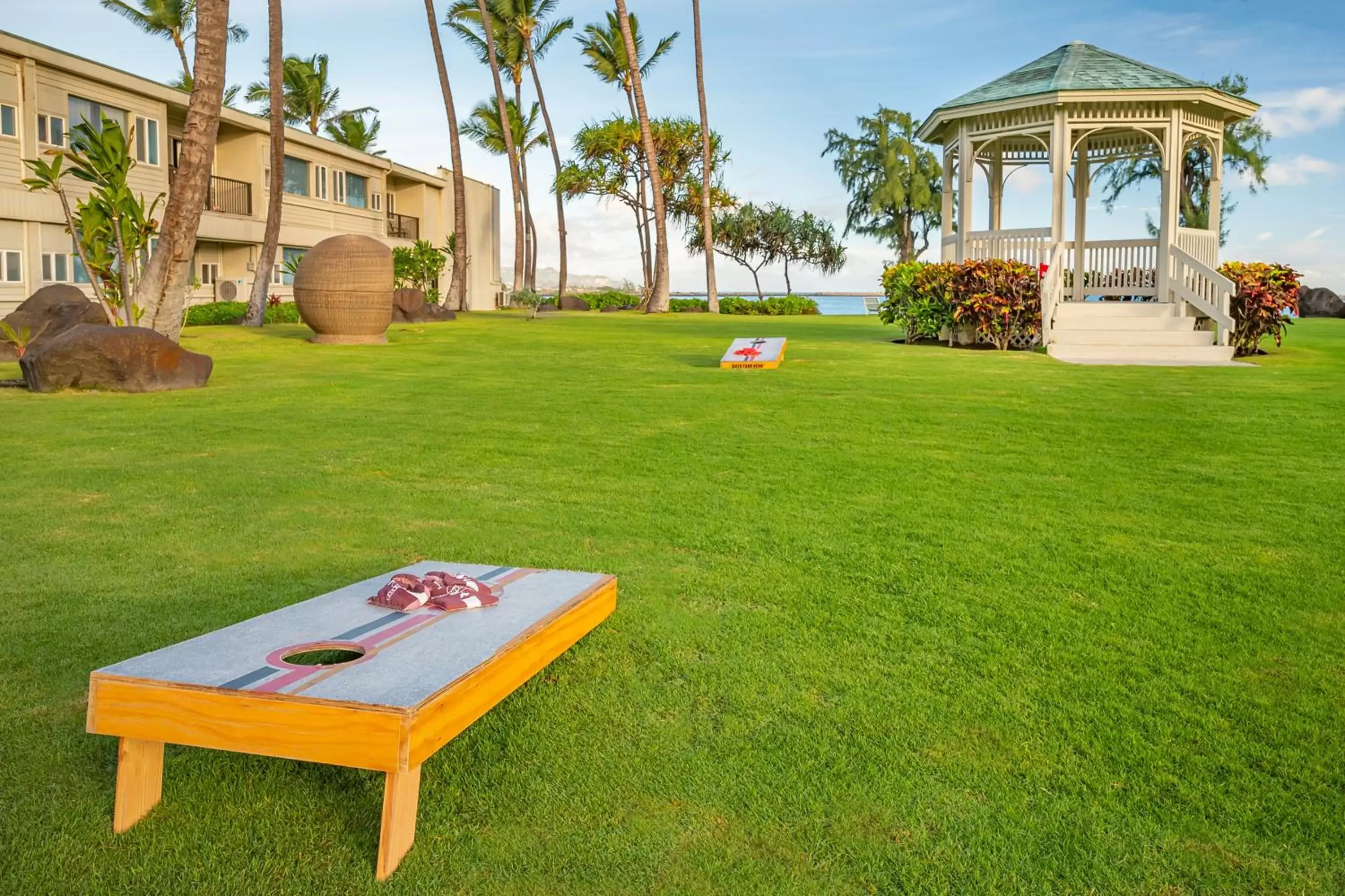 Property building, Garden in Maui Beach Hotel