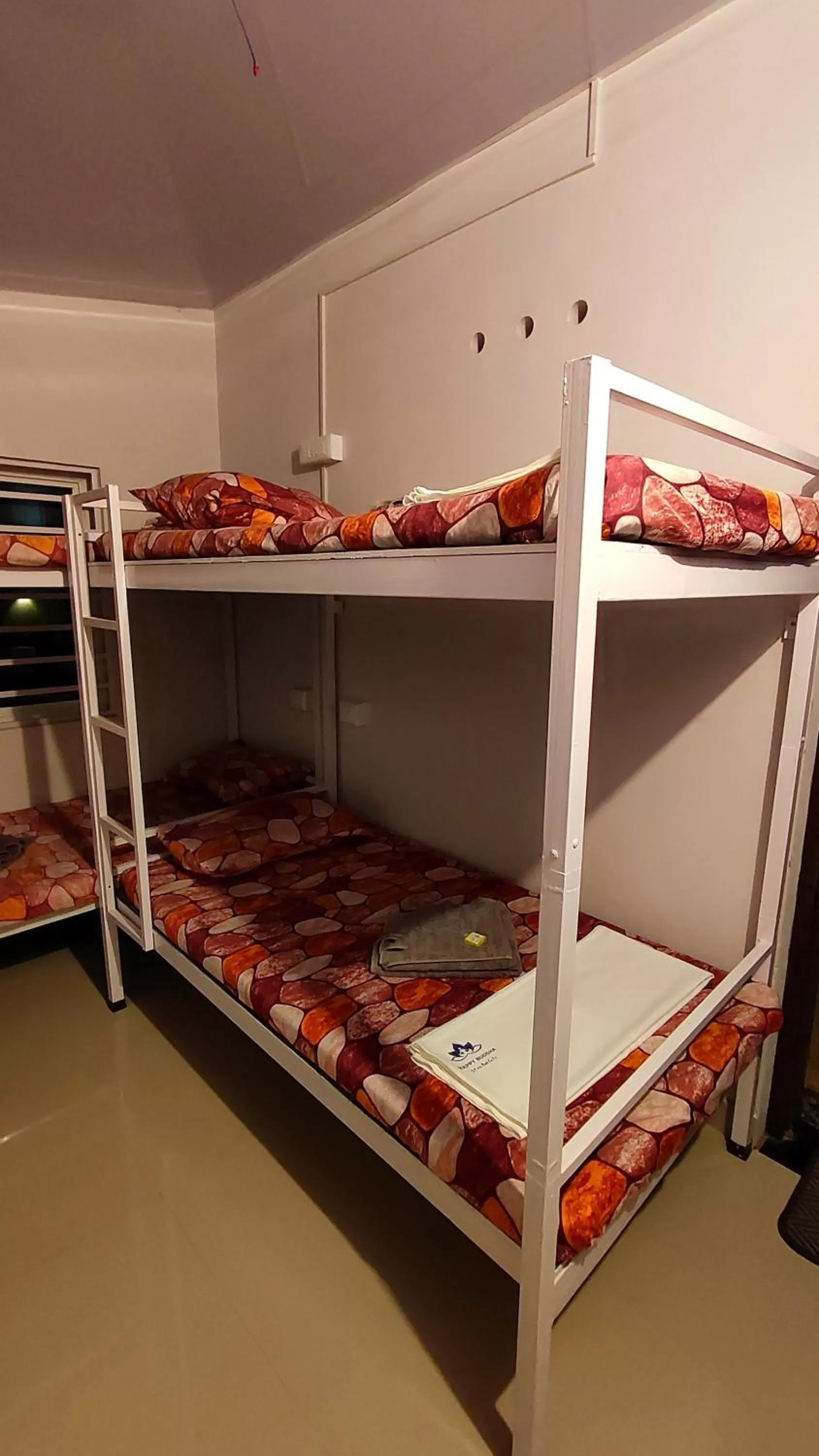 Bed, Bunk Bed in Happy Buddha S4