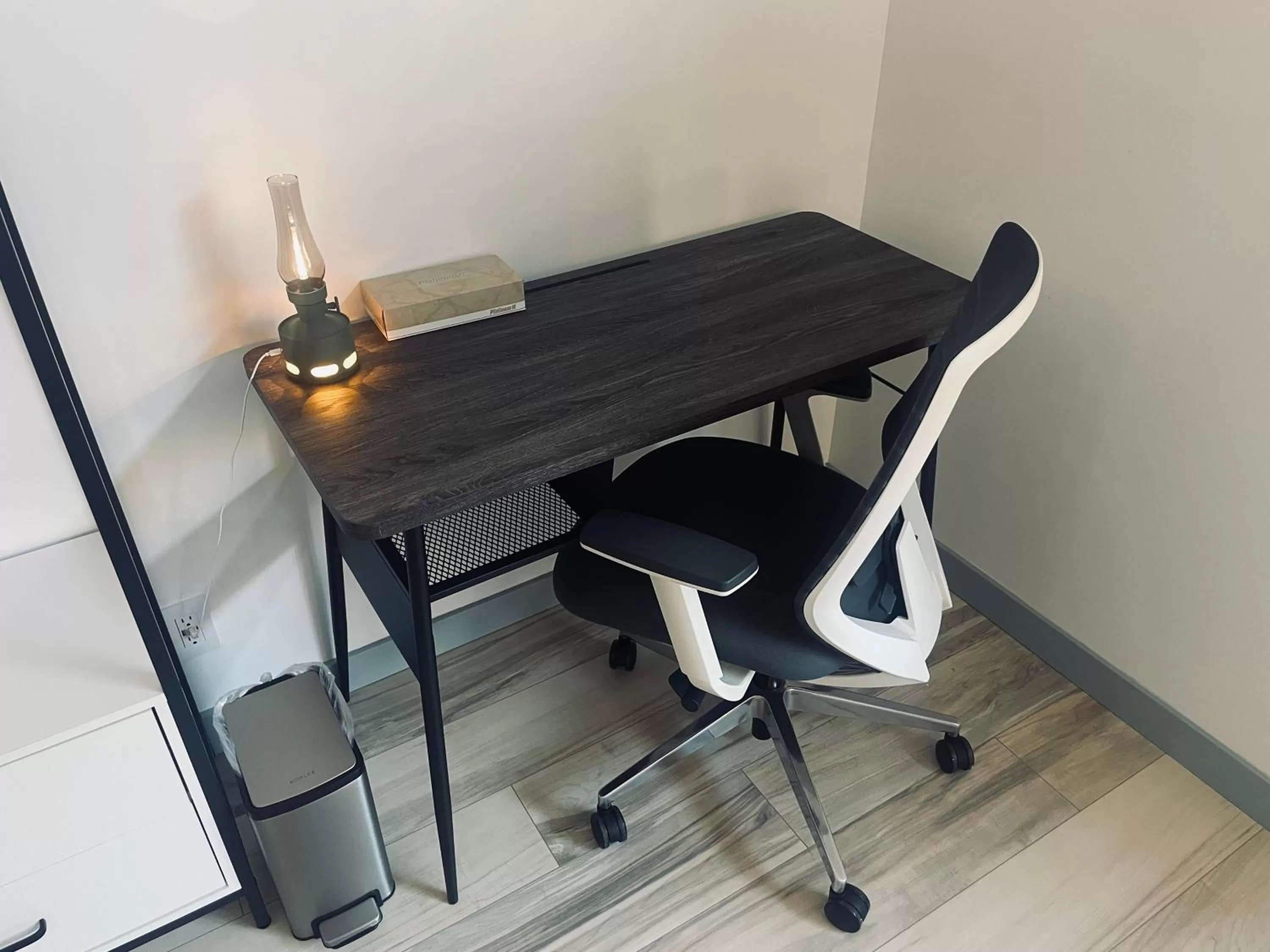 hair dresser in Hotel Koxie