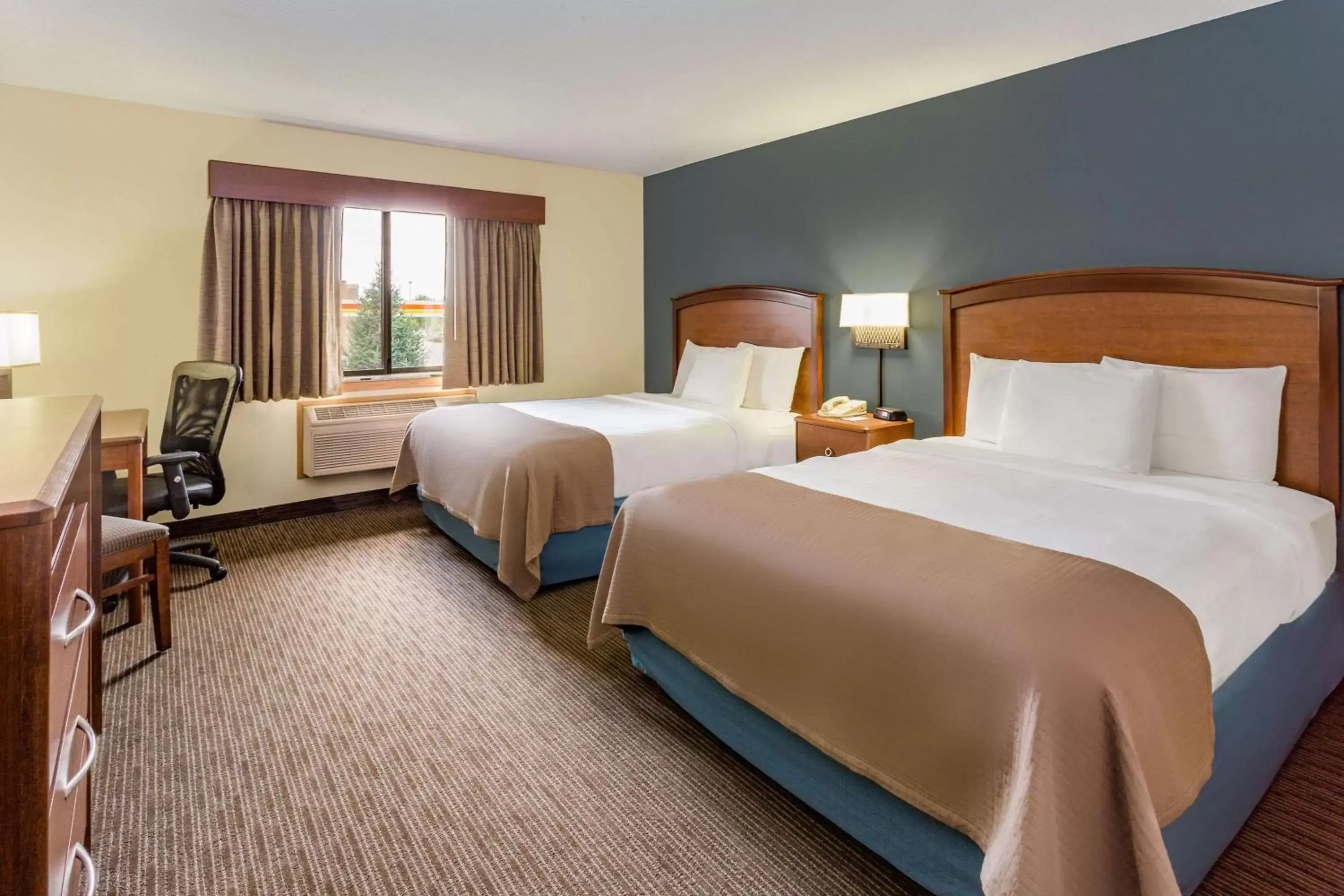 Photo of the whole room in AmericInn by Wyndham Princeton MN