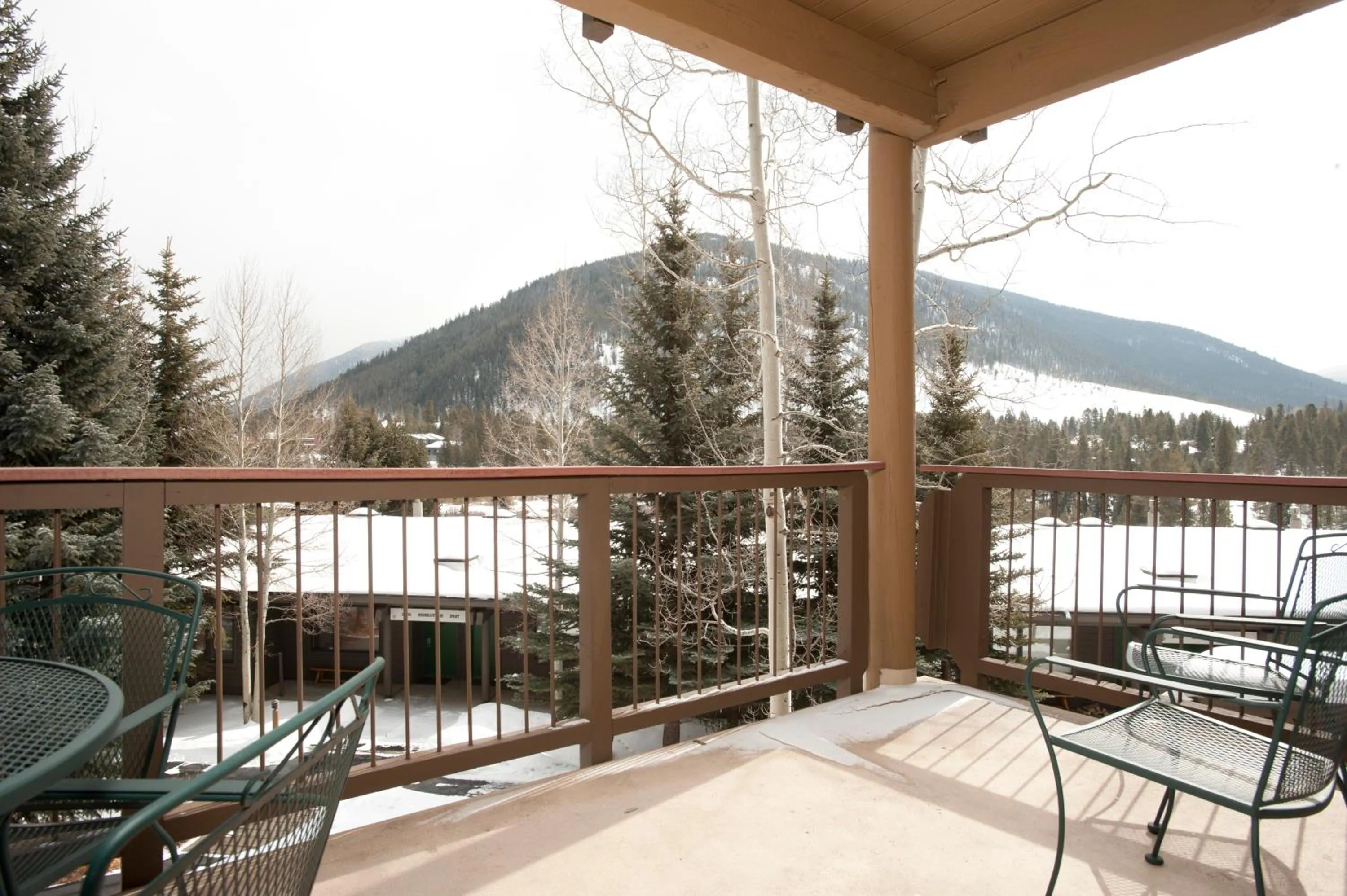 Mountain view in Evergreen Condominiums by Keystone Resort