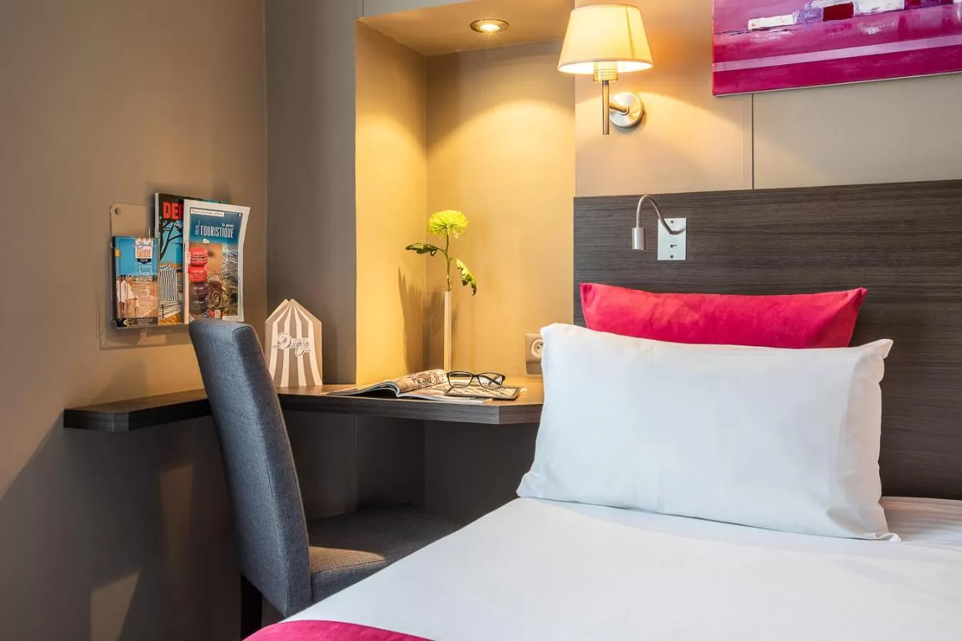 Photo of the whole room, Bed in Hotel Des Dunes