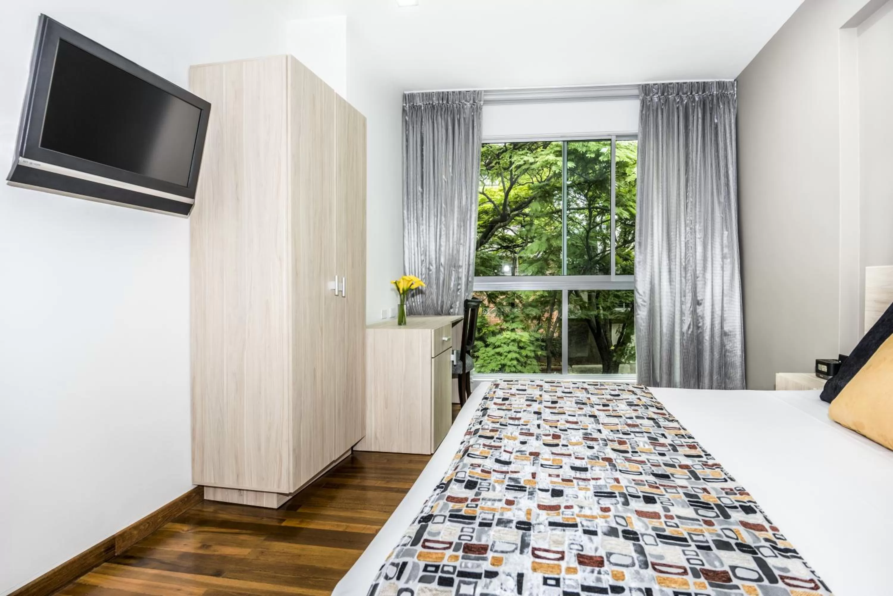 Bed in Hotel Asturias Medellin