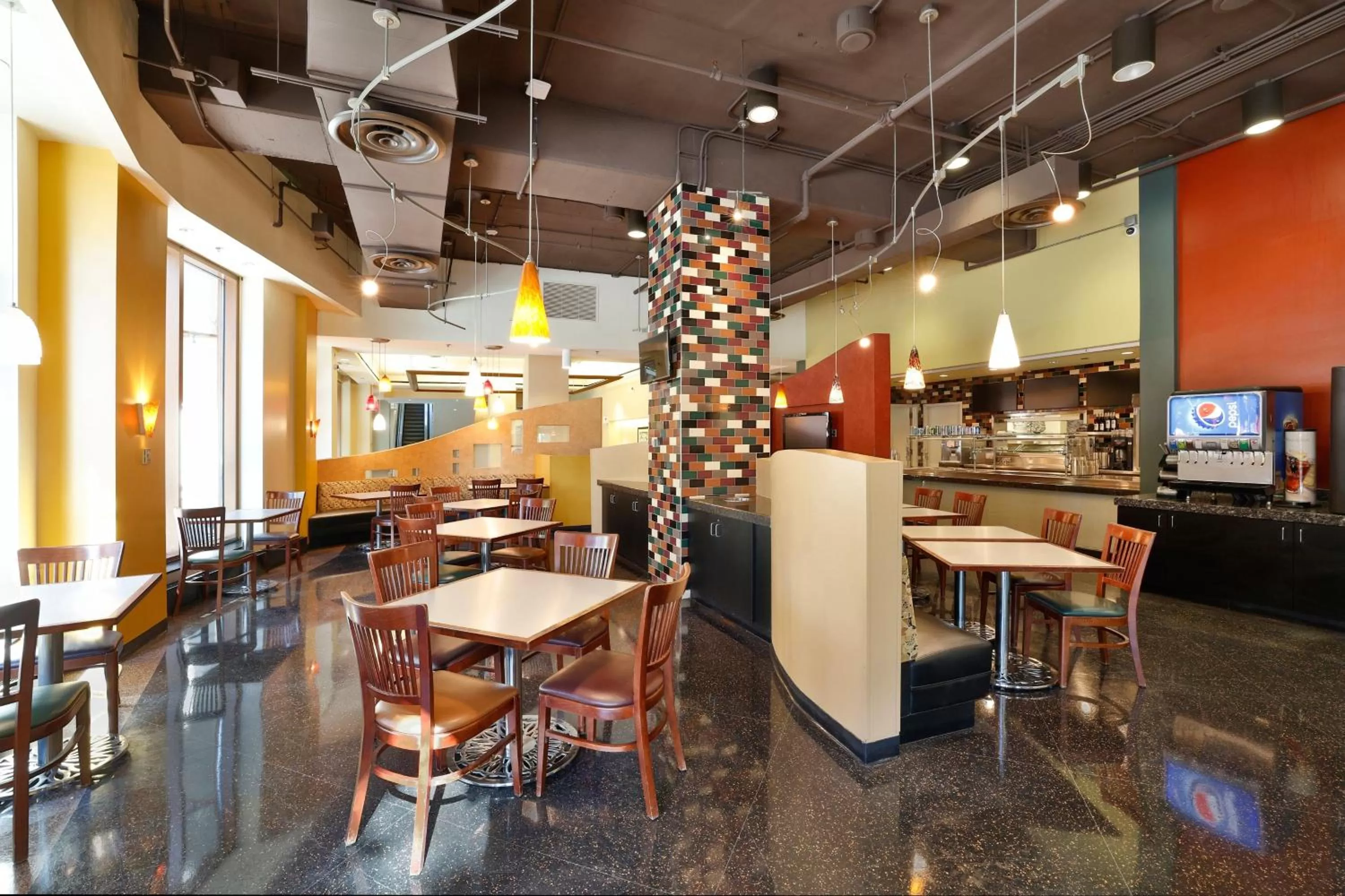 Restaurant/places to eat in Sheraton Grand Chicago Riverwalk