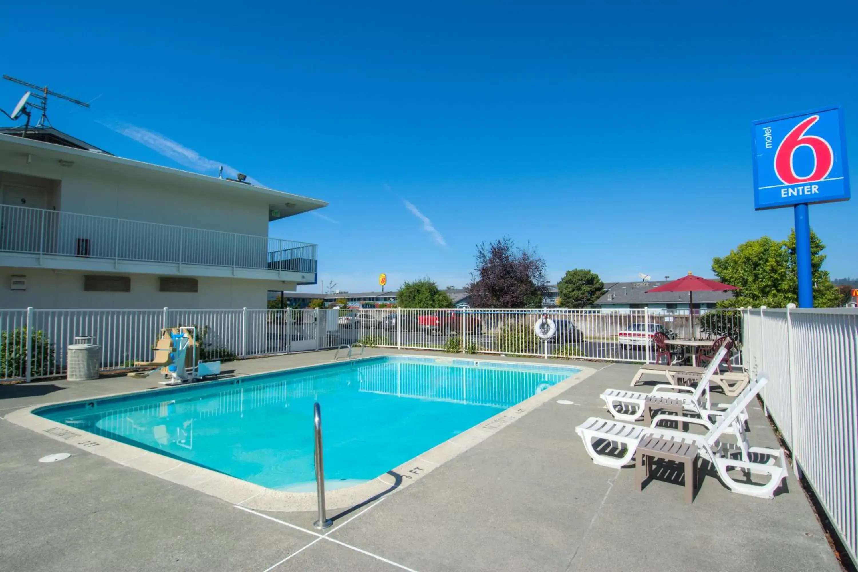 Swimming Pool in Motel 6-Arcata, CA Cal Poly Humboldt