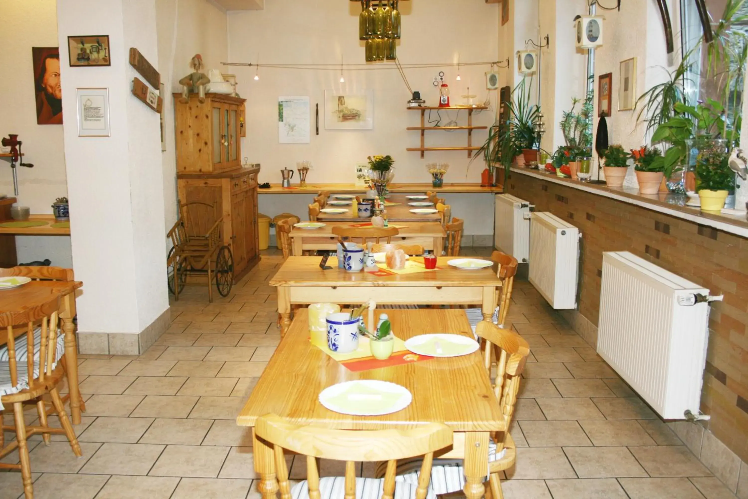 Restaurant/Places to Eat in Pension bei Schinderhannes und Julchen