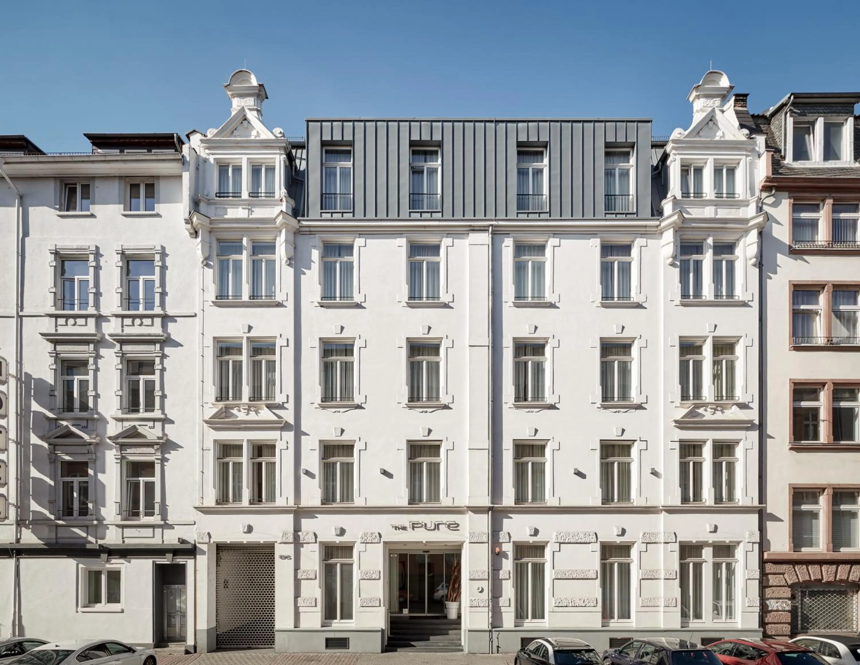 Facade/entrance in The Pure, Frankfurt, a Member of Design Hotels