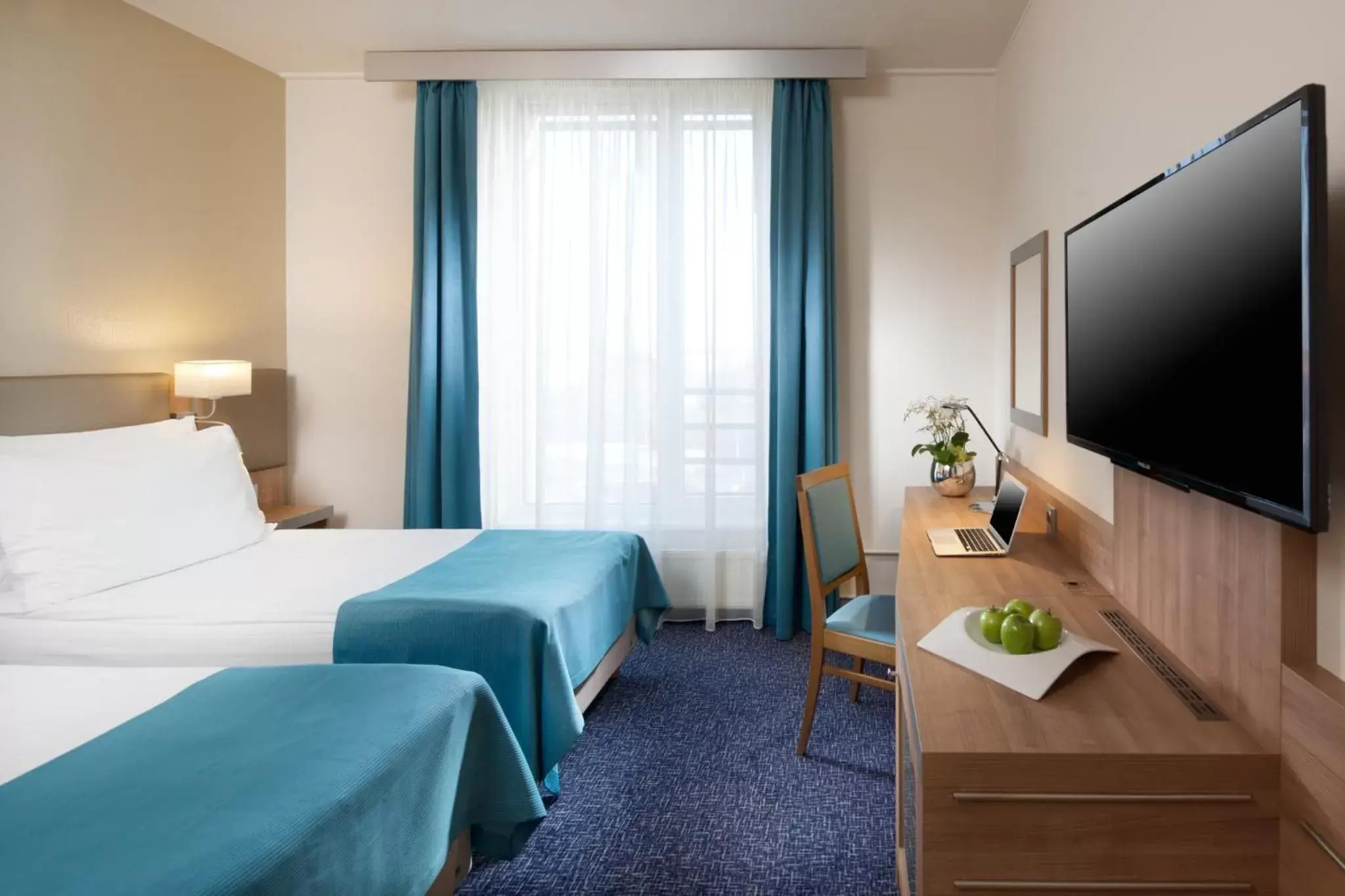 Photo of the whole room, Bed in Holiday Inn Prague, an IHG Hotel