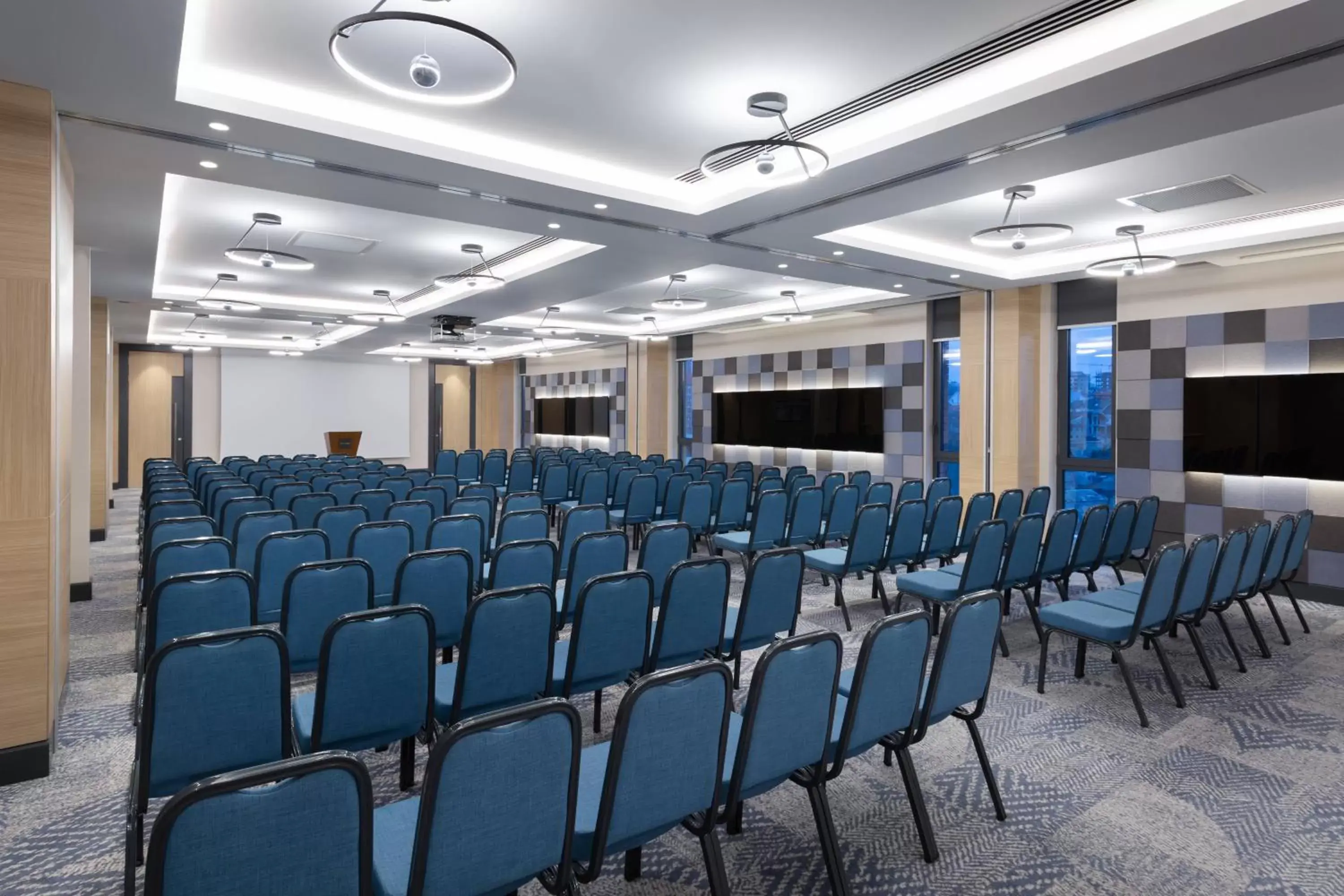 Meeting/conference room in Courtyard by Marriott Chisinau