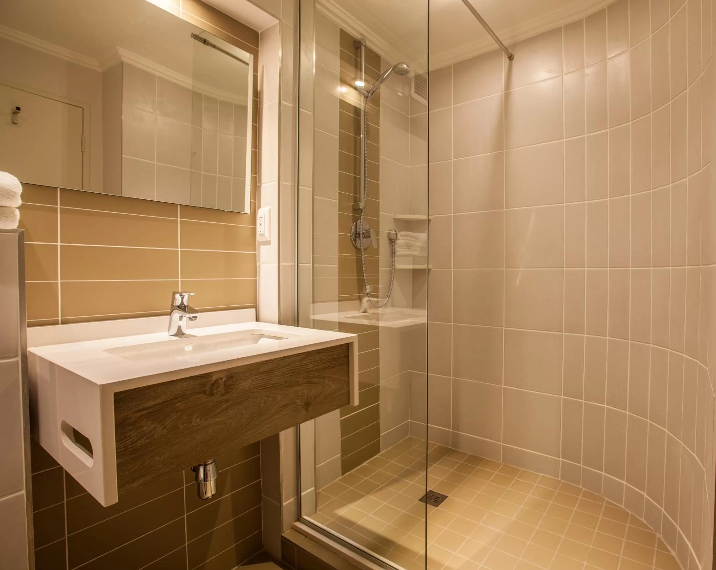 Twin Room - Non-Smoking in Town Lodge Mbombela