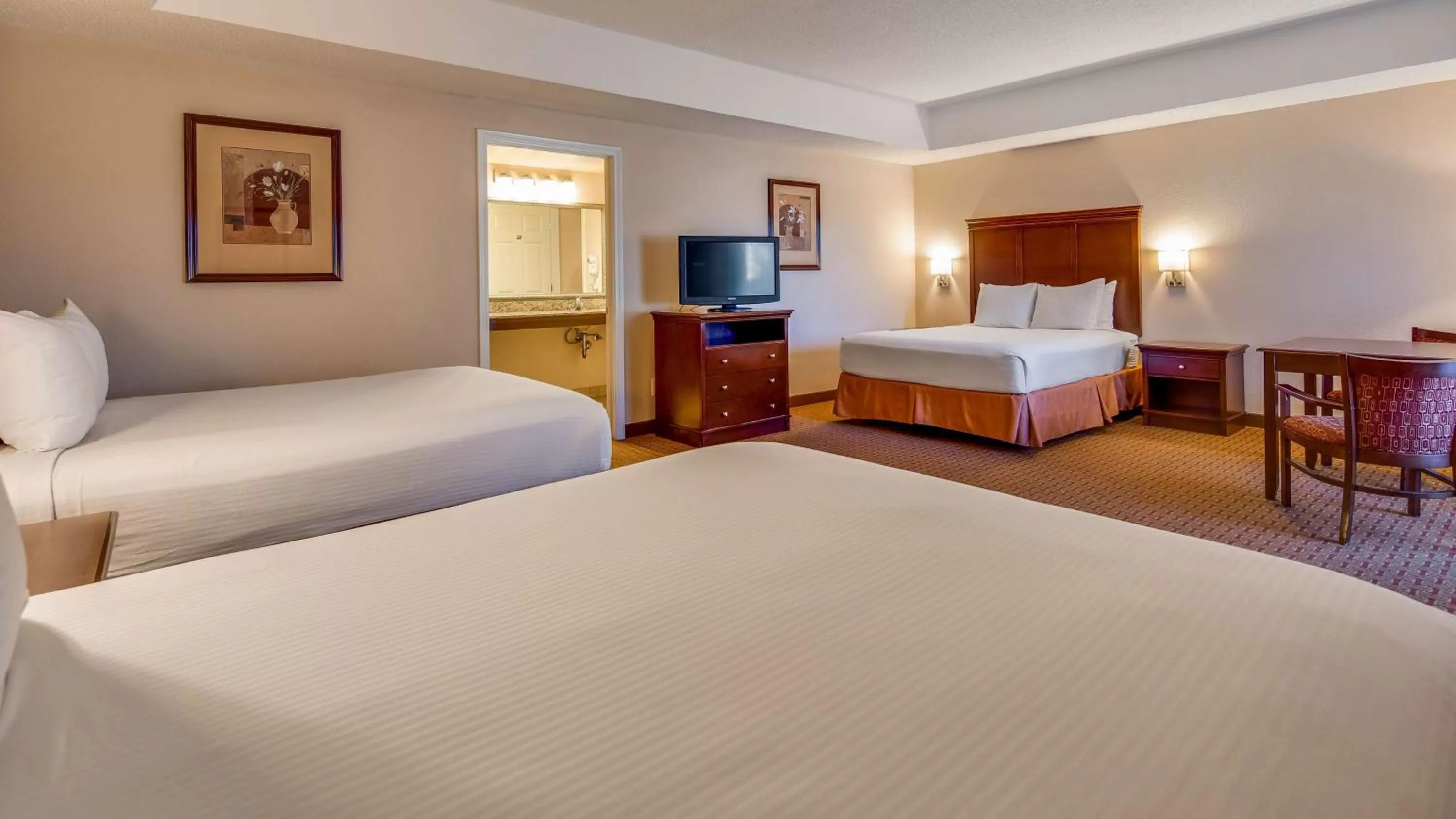 Queen Room with Three Queen Beds and Bath Tub - Disability Access/Non-Smoking in Best Western Canton Inn