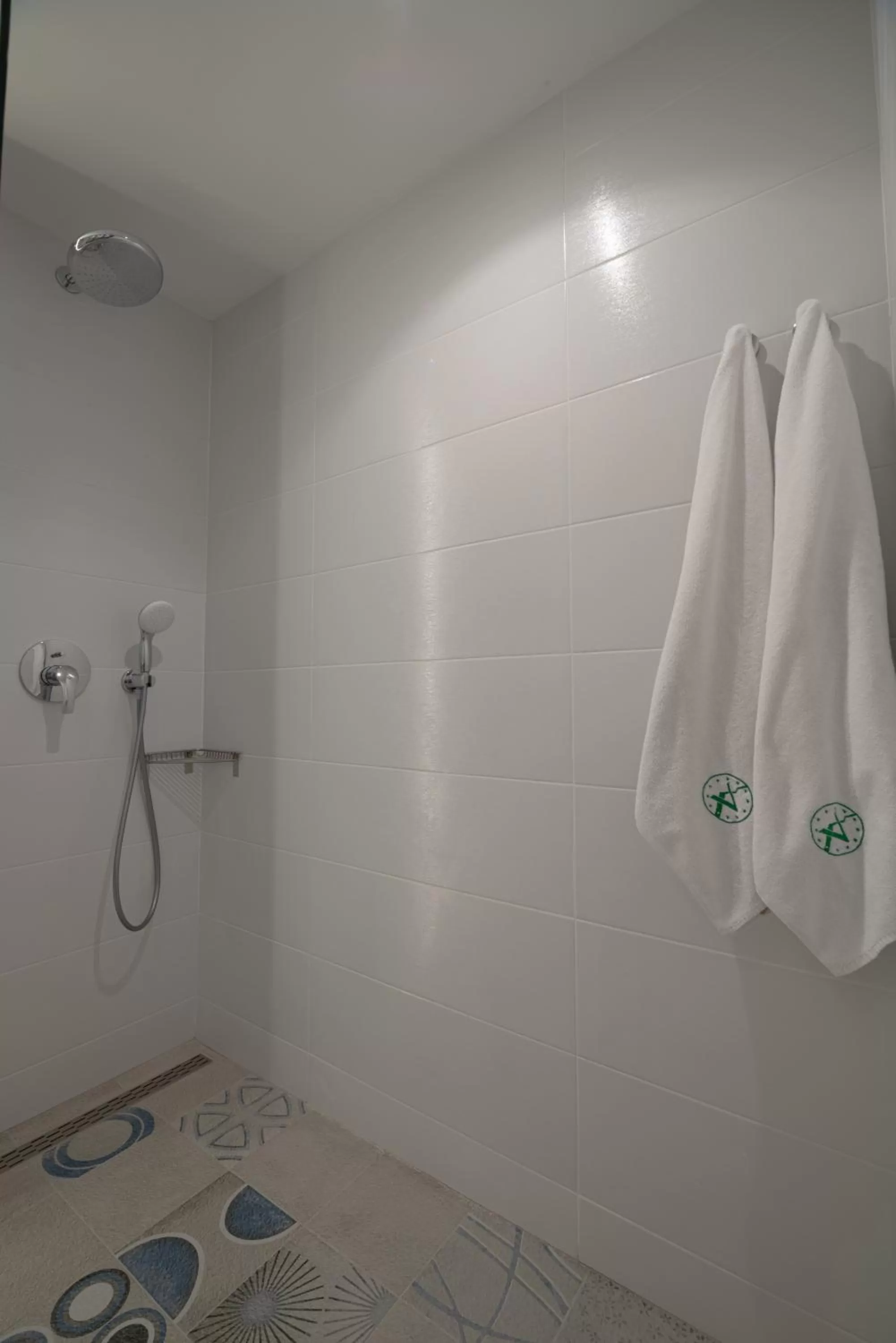 Shower in Vitosha Park Hotel - Free Indoor Pool & Parking