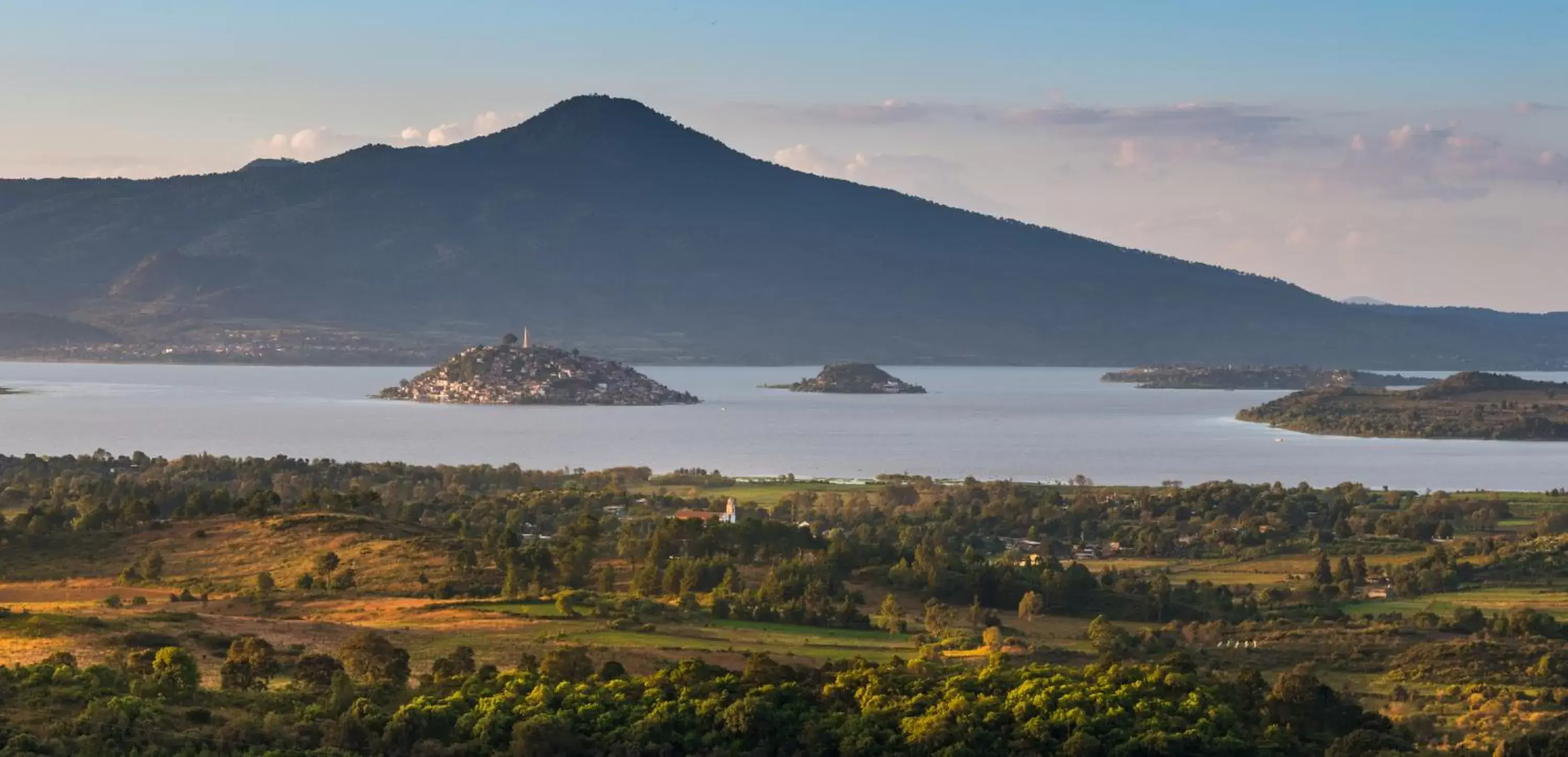 Lake view in Eco Hotel Ixhi