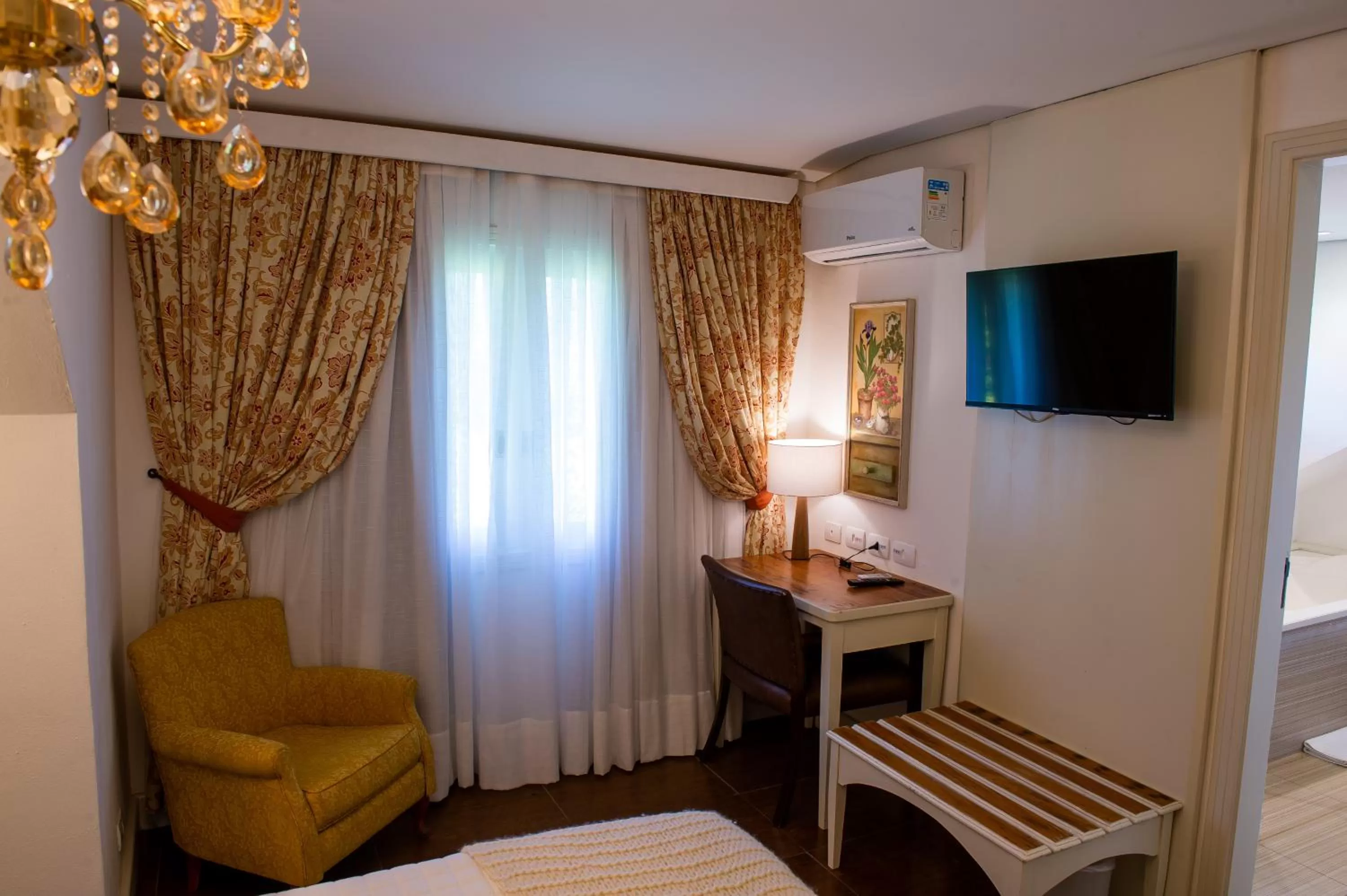 TV and multimedia, Bed in Pousada das Lavandas