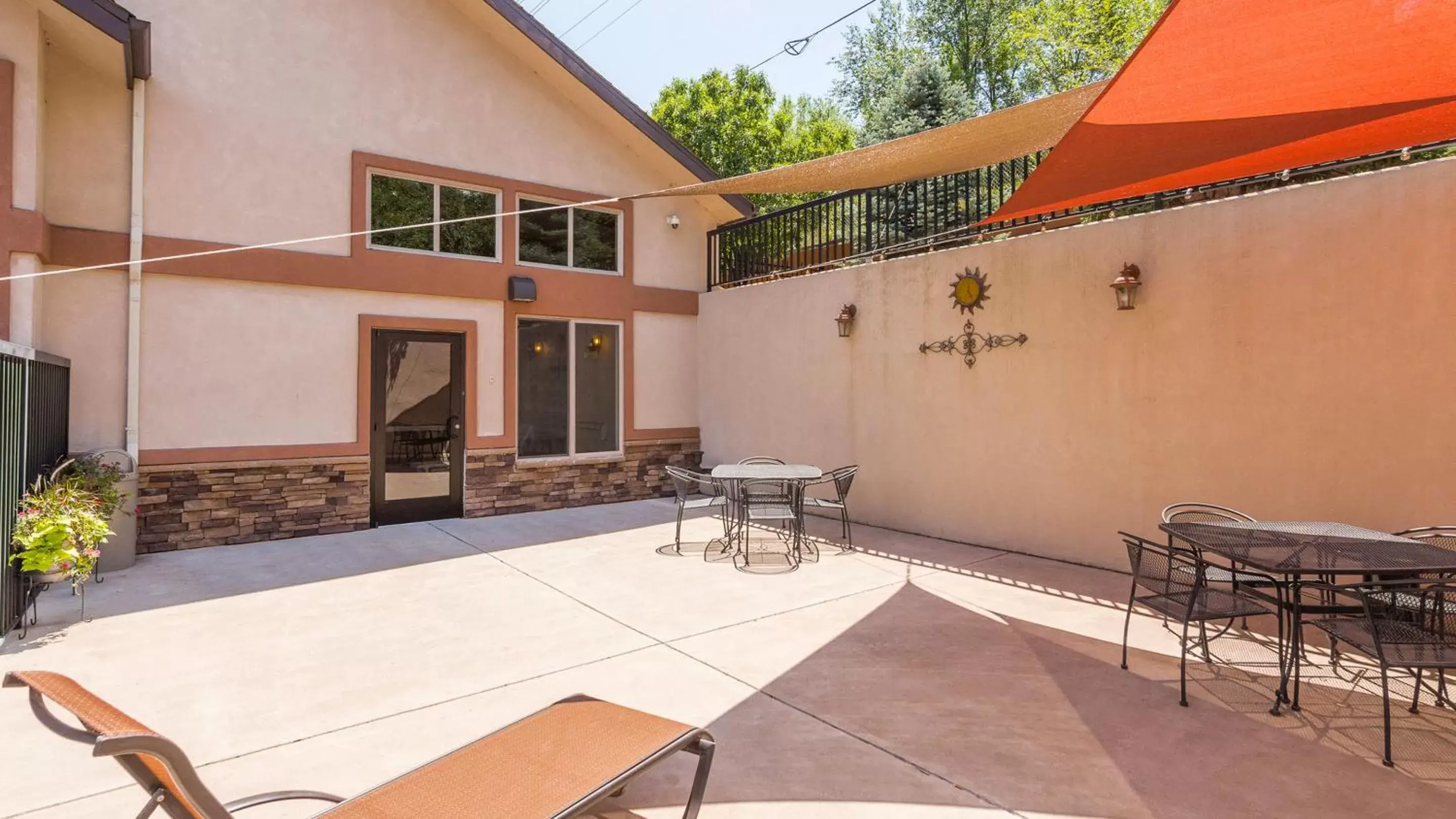 Balcony/Terrace in Magnuson Grand Pikes Peak