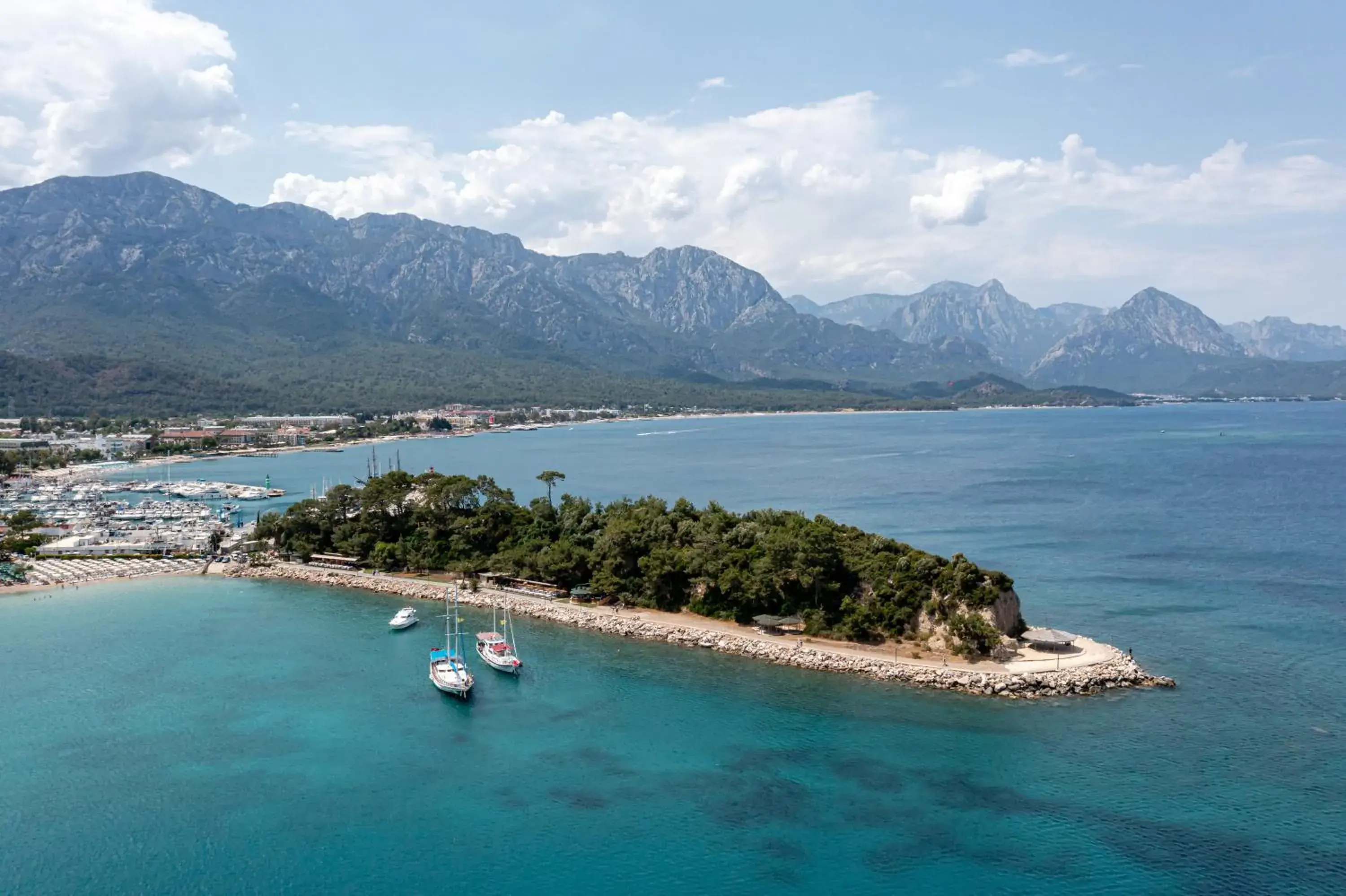 Natural landscape in Tu Casa Gelidonya Hotel