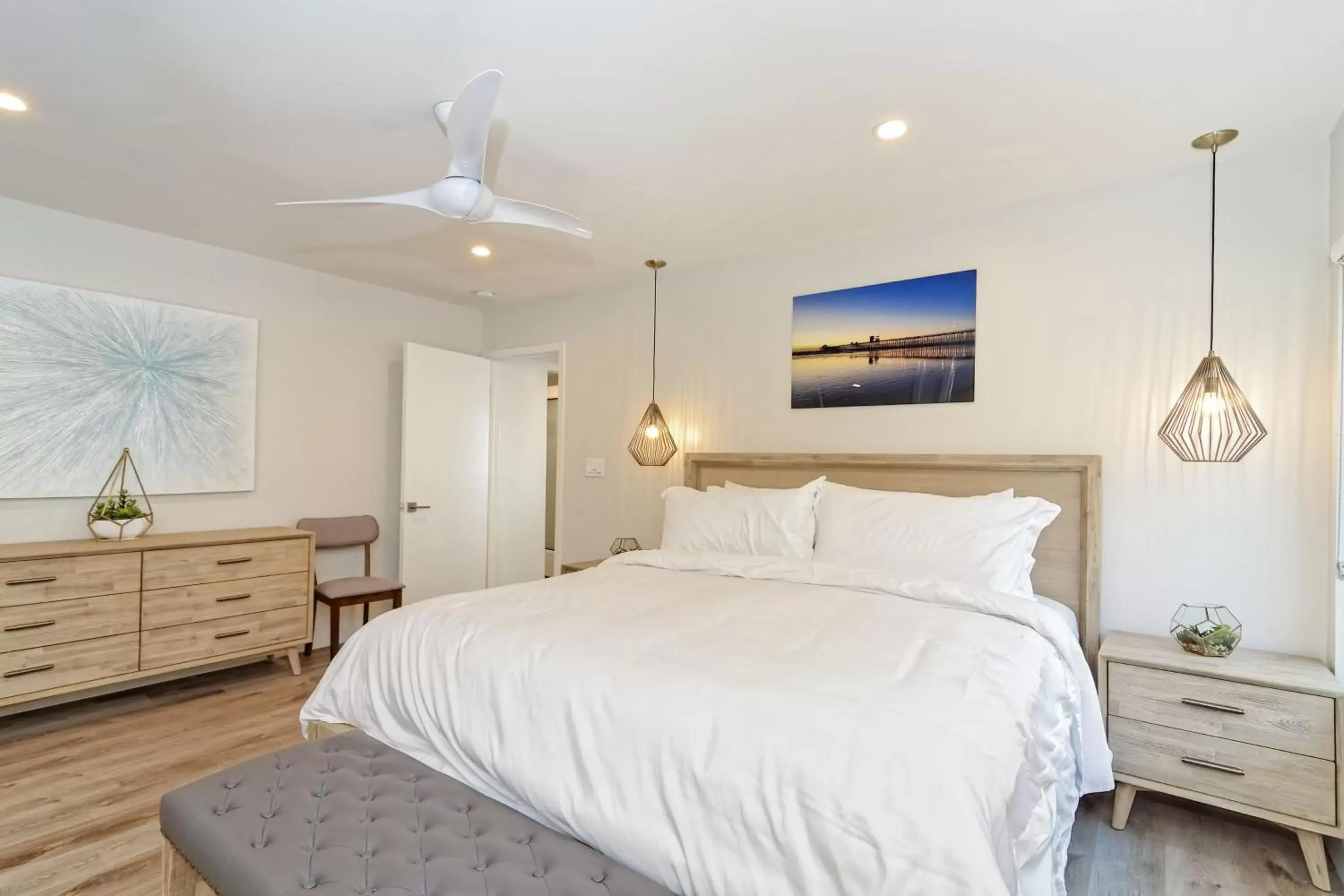 Bedroom, Bed in Ocean Villas Beach Front