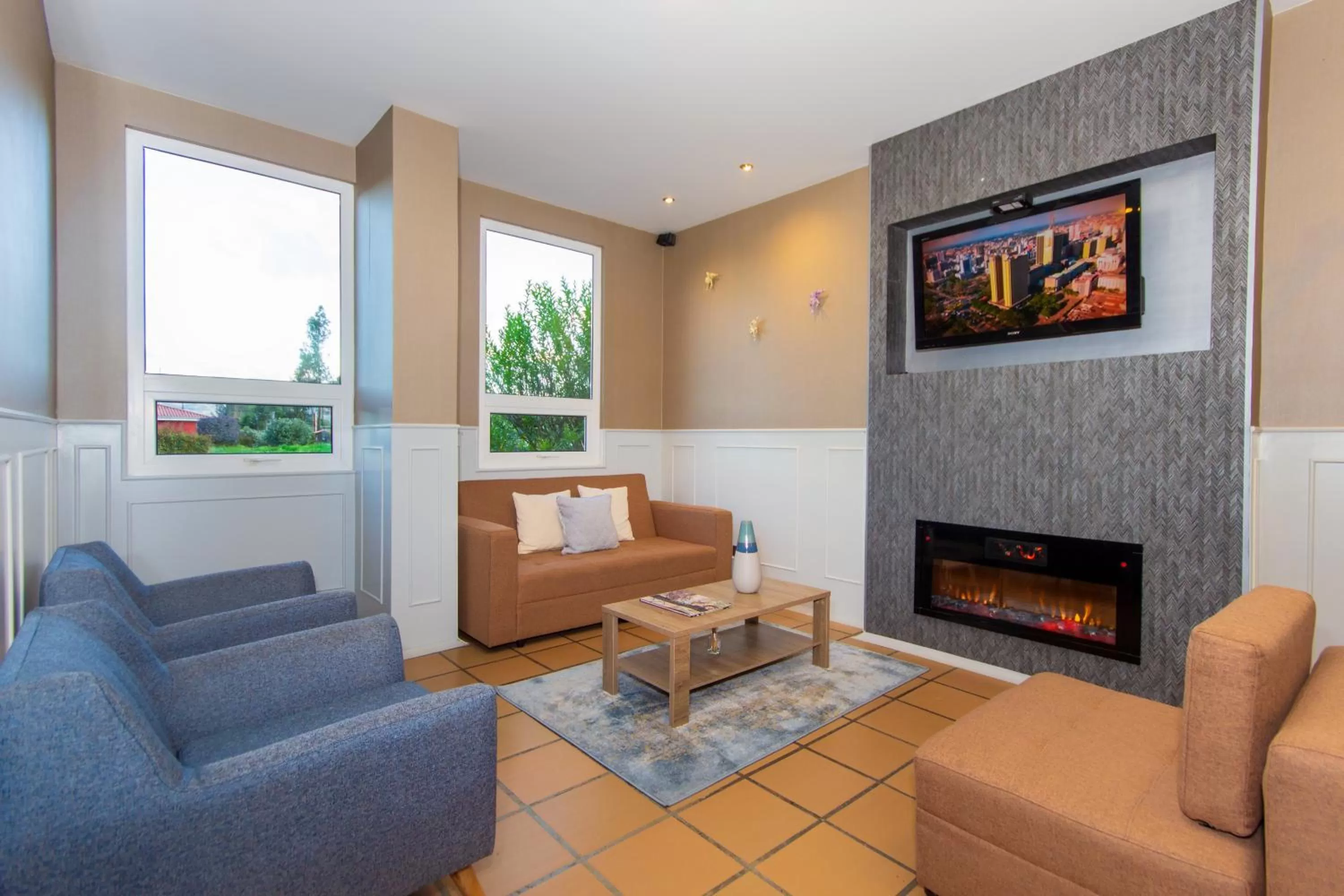 Property building in Hotel Xue Sabana