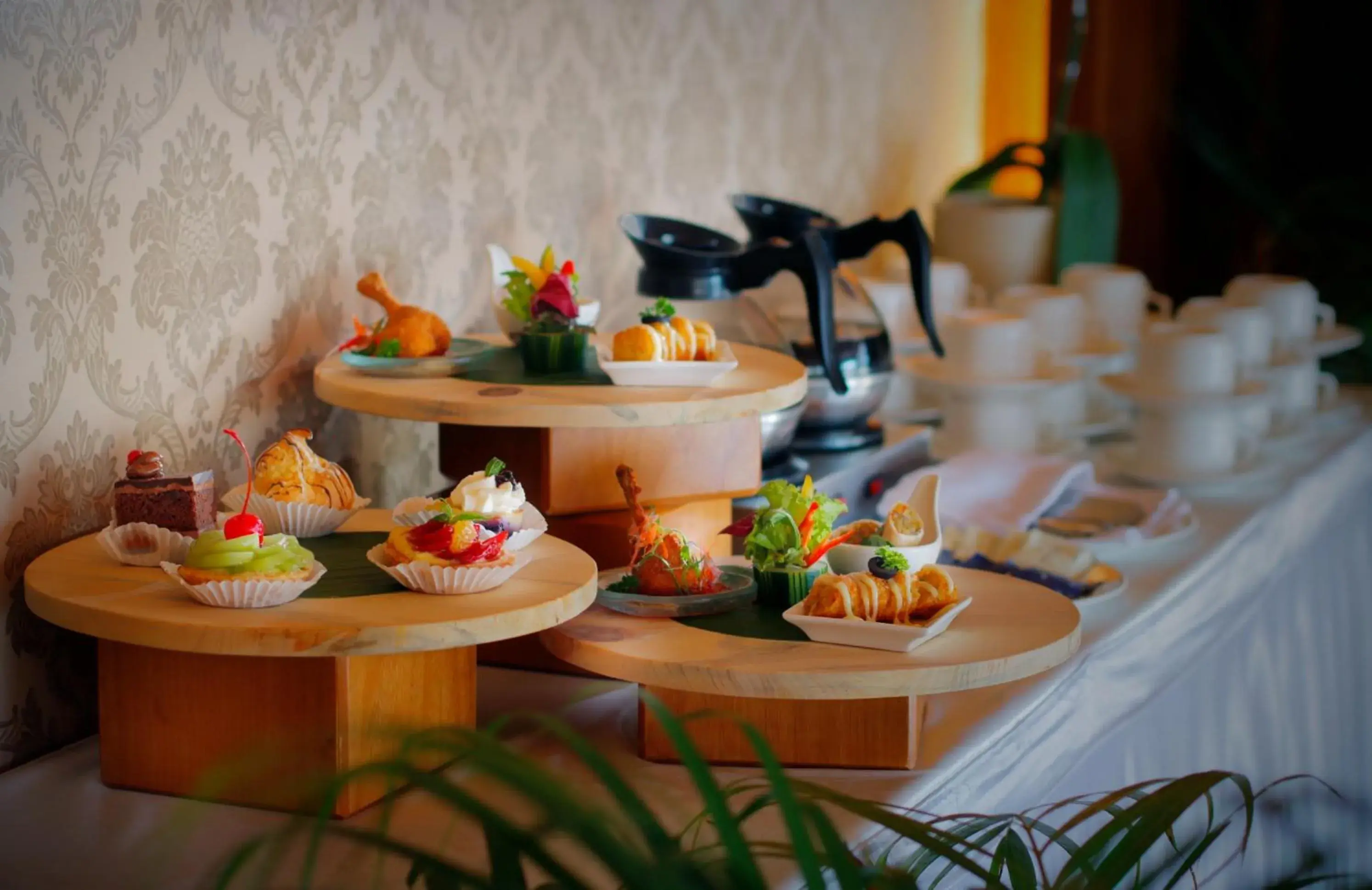 Banquet/Function facilities, Food in Royal Tulip Springhill Resort Jimbaran