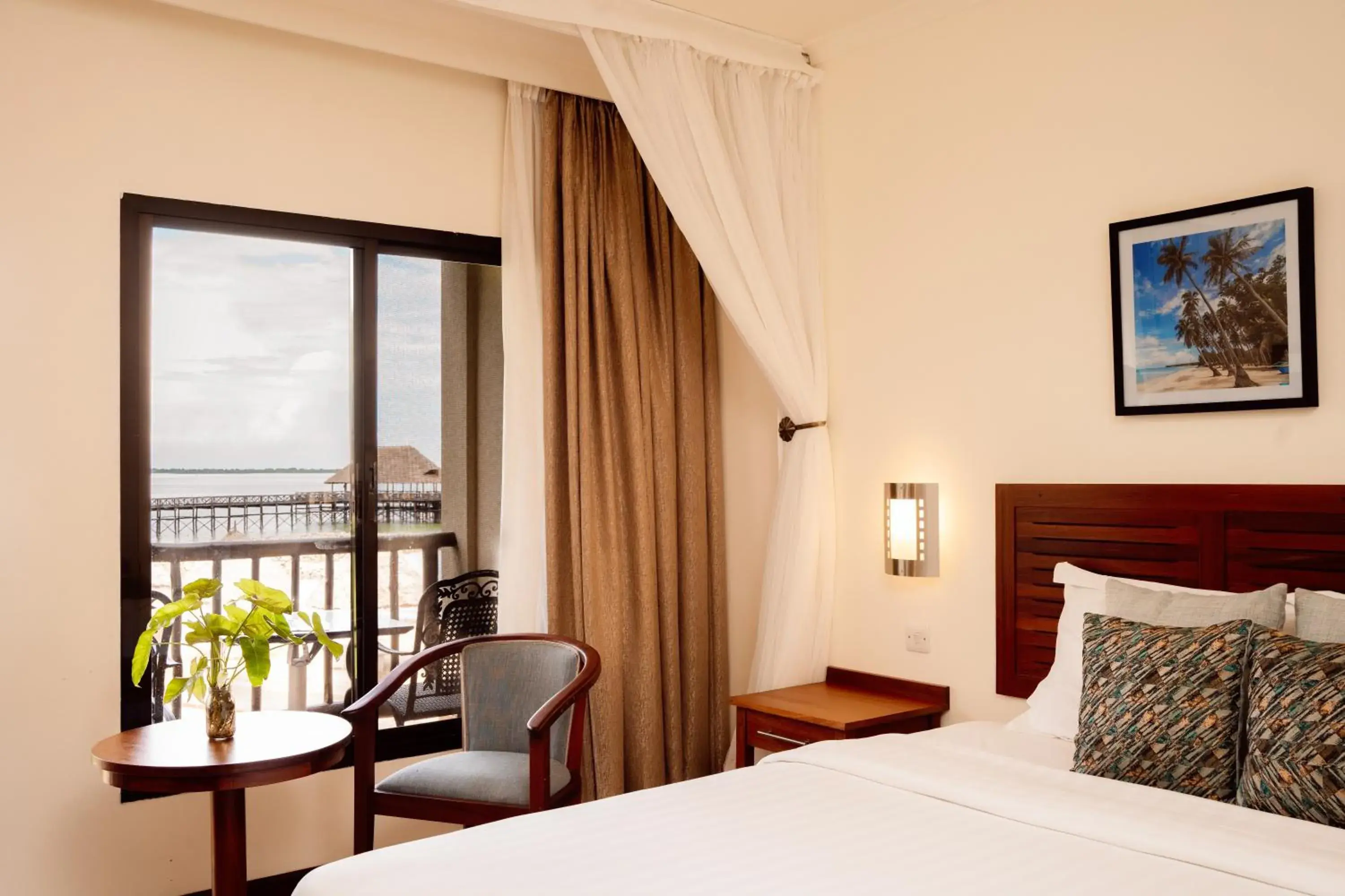 Sea view, Bed in White Sands Hotel Sea view, Bed in White Sands Hotel
