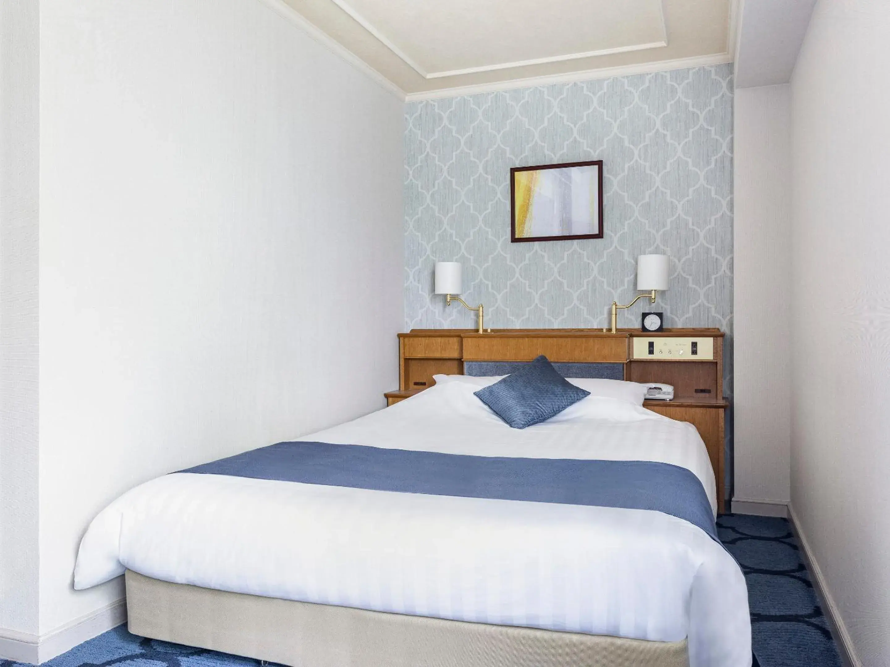 Bed in Senri Hankyu Hotel Osaka Bed in Senri Hankyu Hotel Osaka