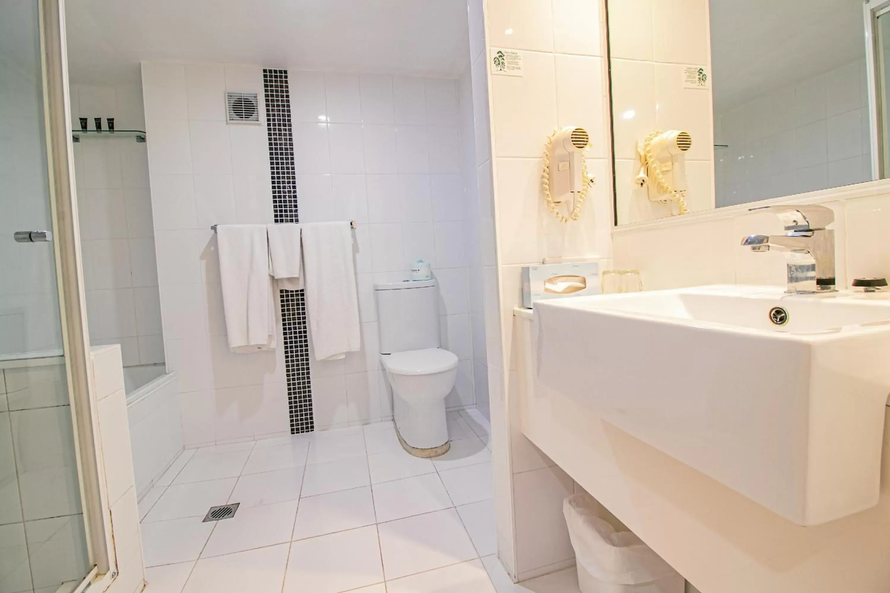 Bathroom in Absolute Beachfront Opal Cove Resort