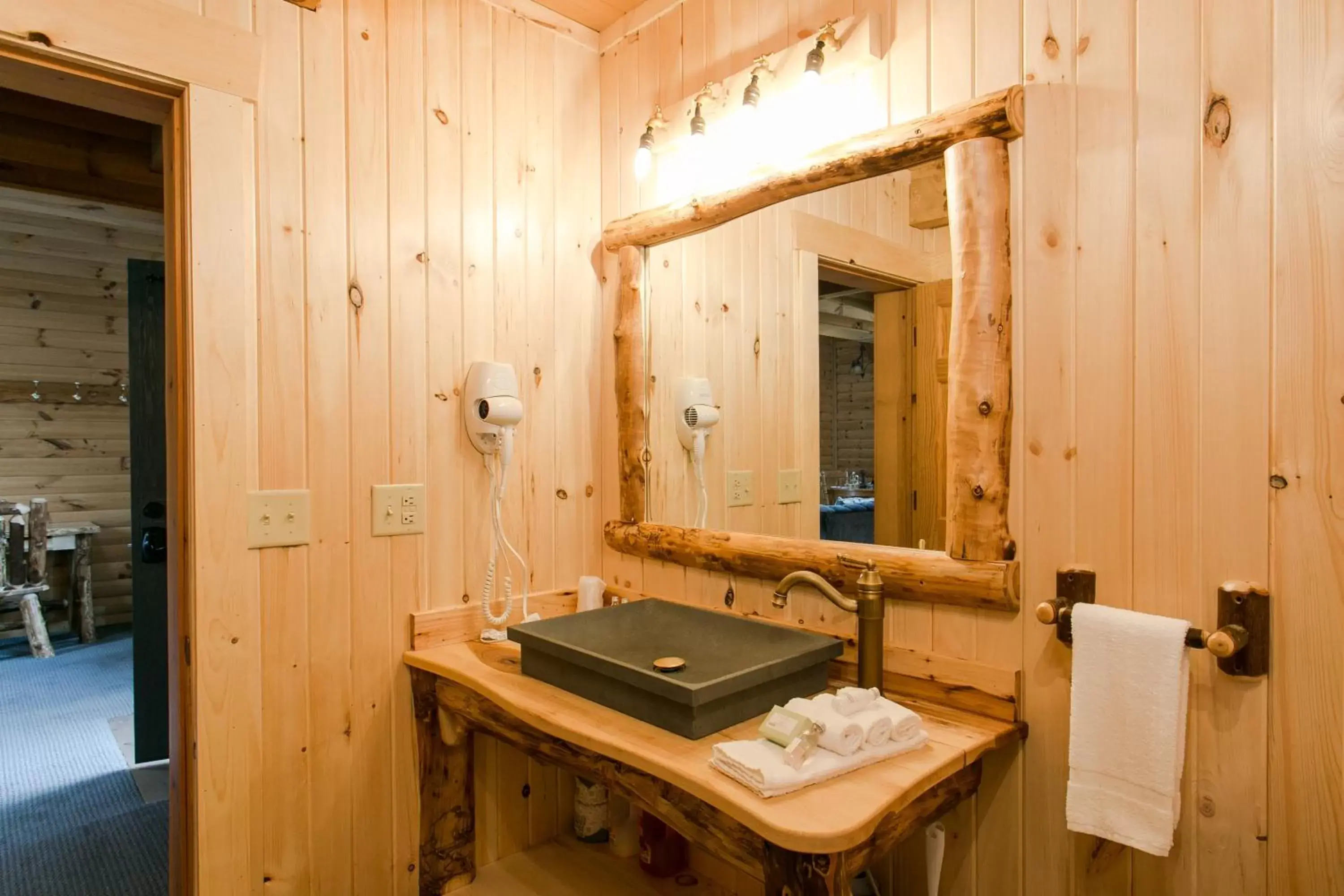 Bathroom in Coblentz Country Lodge by Amish Country Lodging