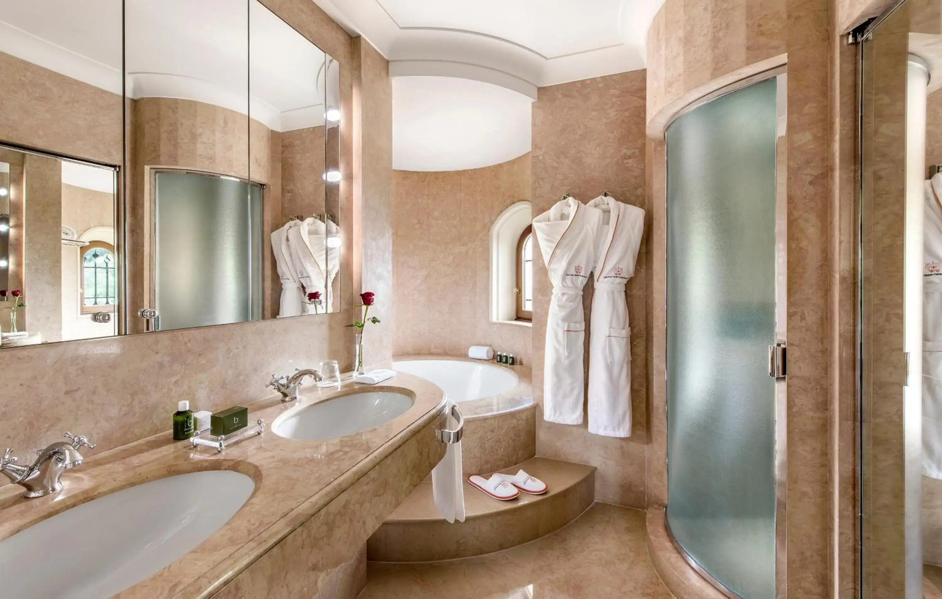 Bathroom in Château Saint-Martin & Spa - an Oetker Collection Hotel