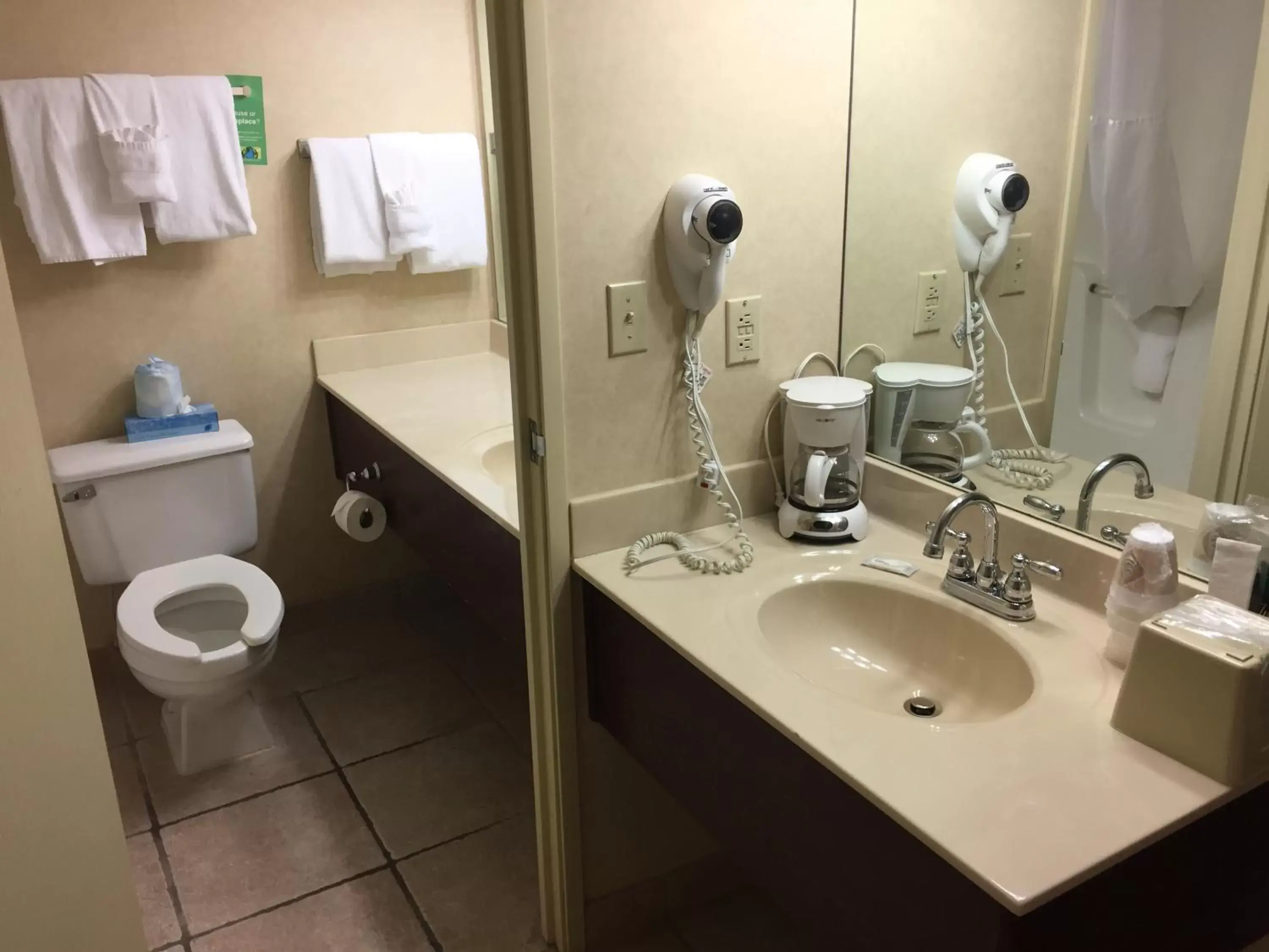 Bathroom in The Boardwalk Inn