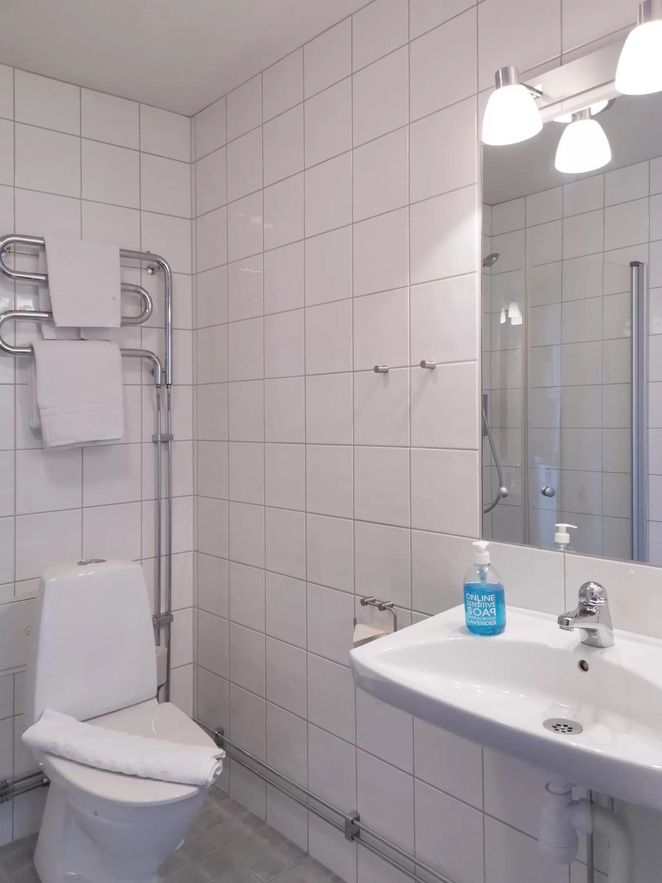 Toilet in 2Home Hotel Apartments