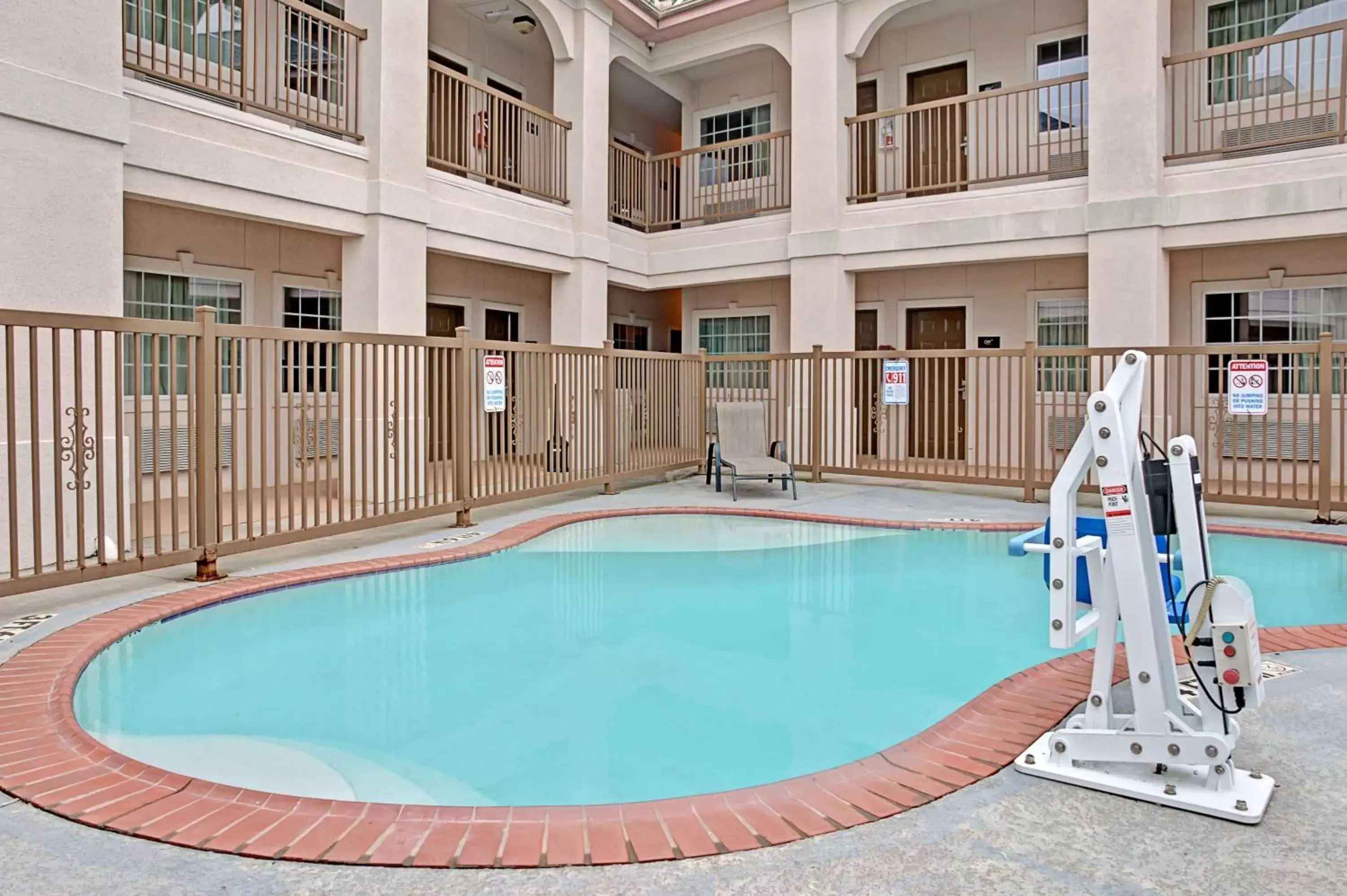 Pool view, Swimming Pool in Super 8 by Wyndham Montgomery/ Lake Conroe
