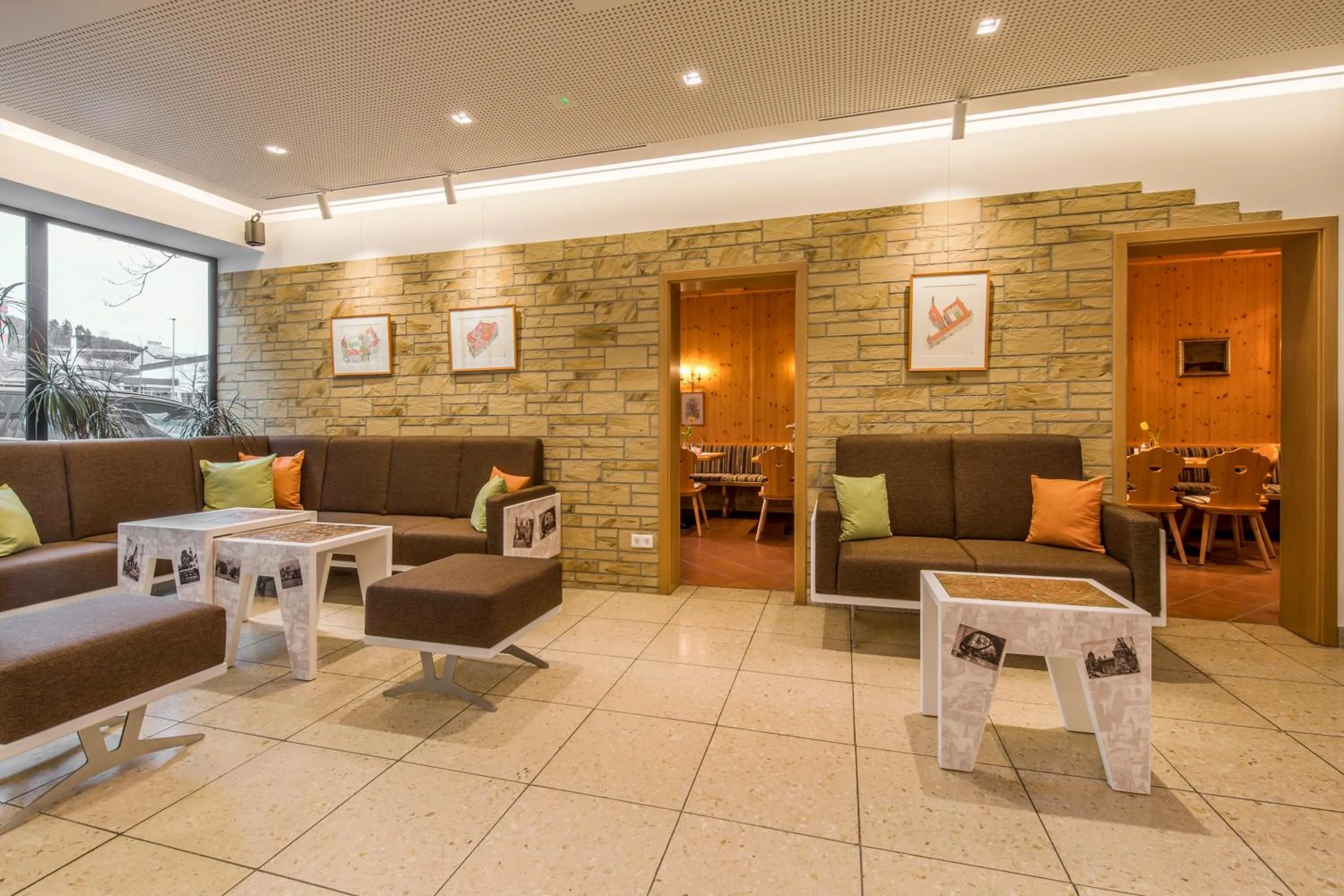 Communal lounge/ TV room in Hotel Brunner