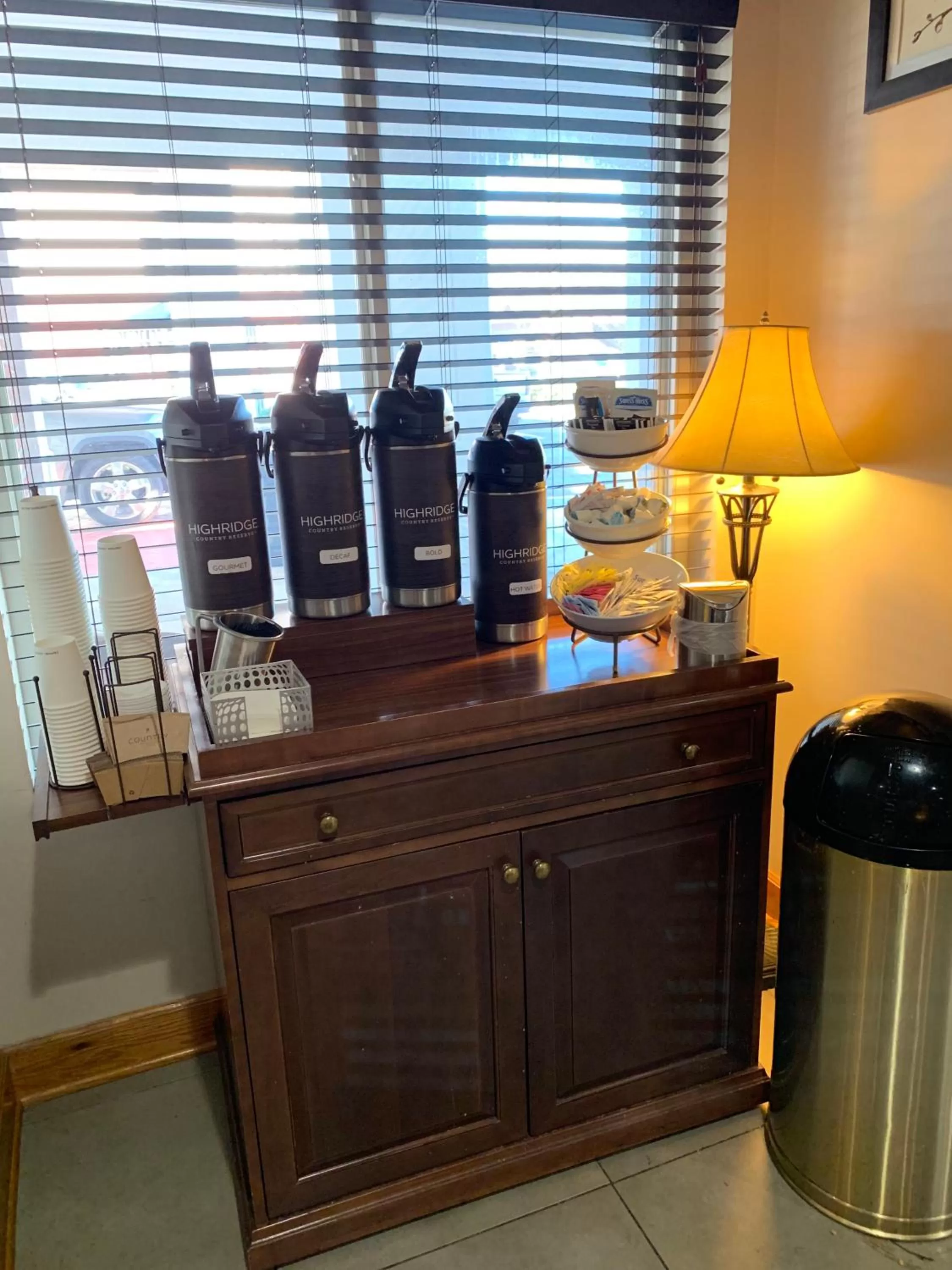 Drinks in Country Inn & Suites by Radisson, Augusta at I-20, GA