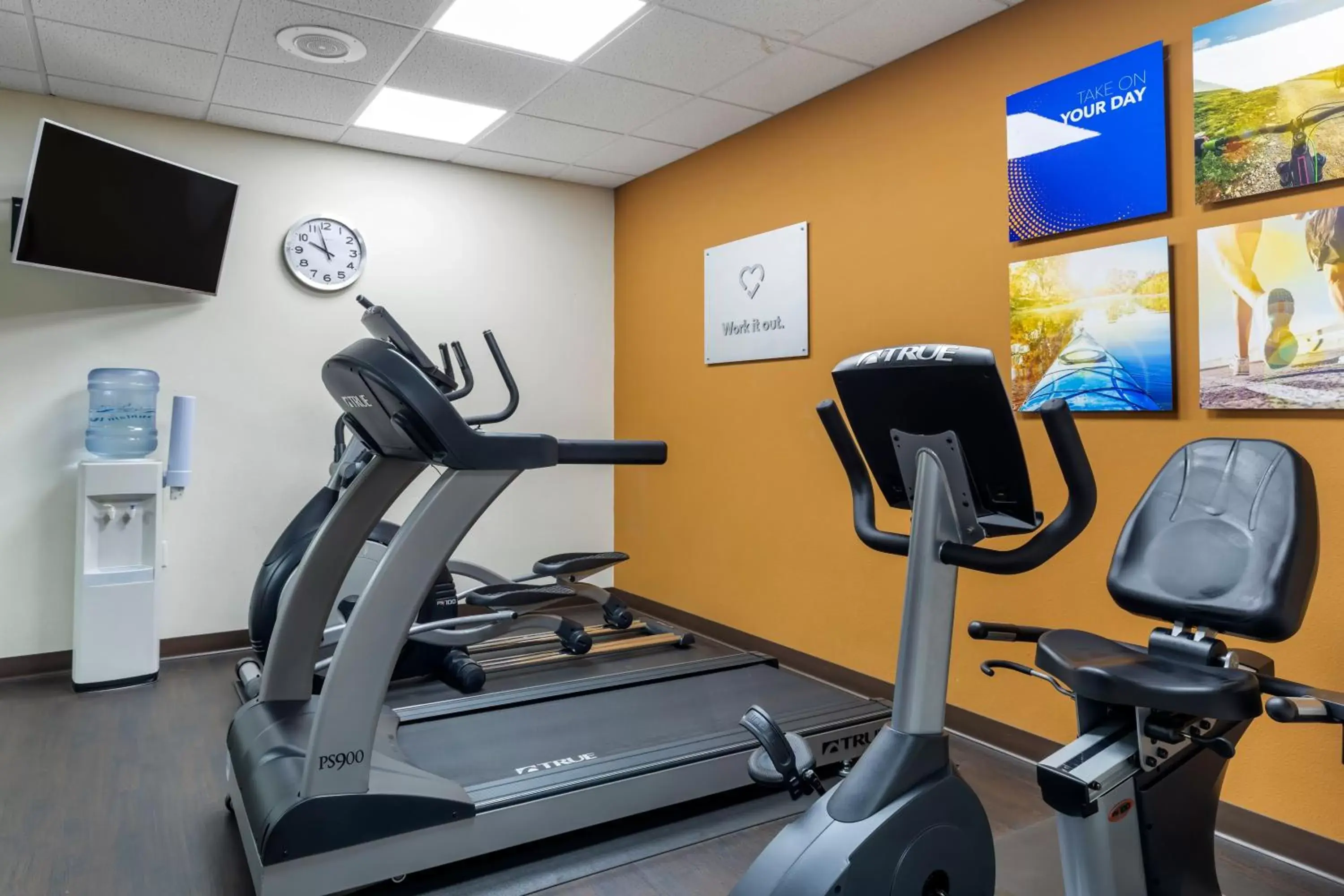 Fitness centre/facilities, Fitness Center/Facilities in Comfort Suites Marshall