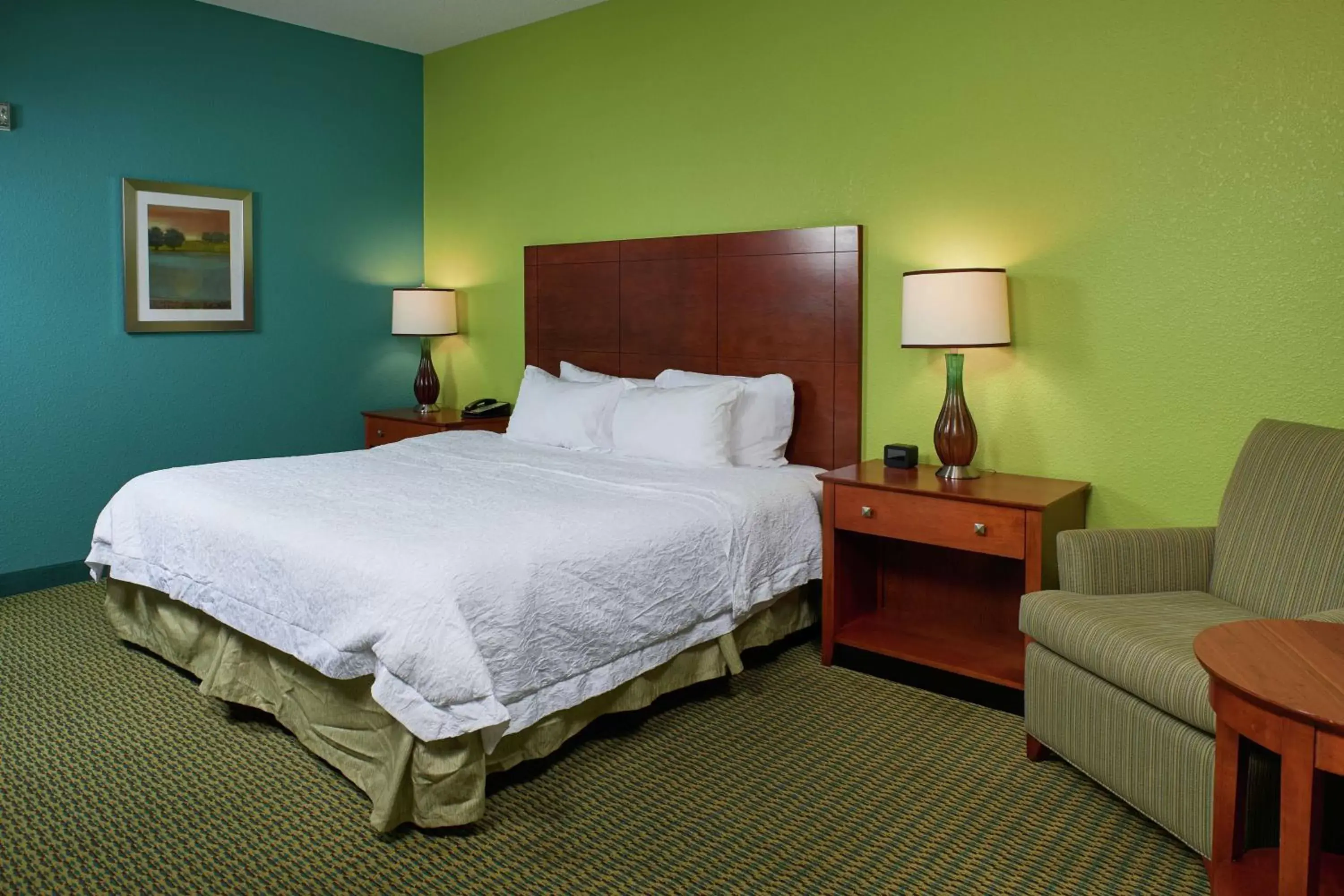Bed in Hampton Inn Bermuda Run / Advance Bed in Hampton Inn Bermuda Run / Advance